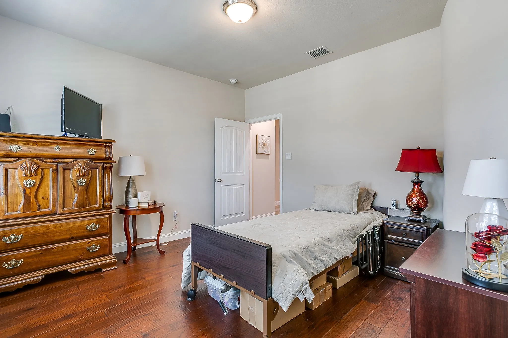 Downstairs Bedroom 2