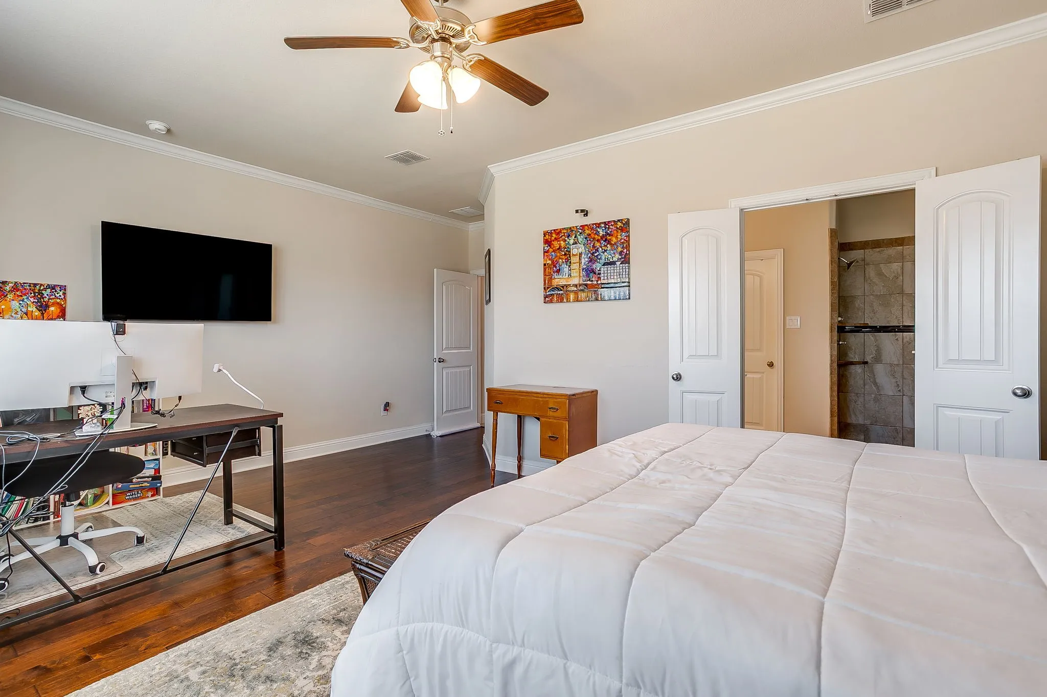 Single Family Residence For Sale in Tarrant County , 124 Lone Oak Drive, Crowley, Texas 76036, 4 Bedroom, 3 Bathroom, 2 Garage spaces, 2,889 Sqft, built in 2018, mls#21373479, Real Estate Agent in Crowley, Homes For Sale in Tarrant county, Homes For Sale in Crowley, Realtor in Crowley Texas, Real Estate Brokerage Independent Realty Texas, Luminita Cordes Realtor