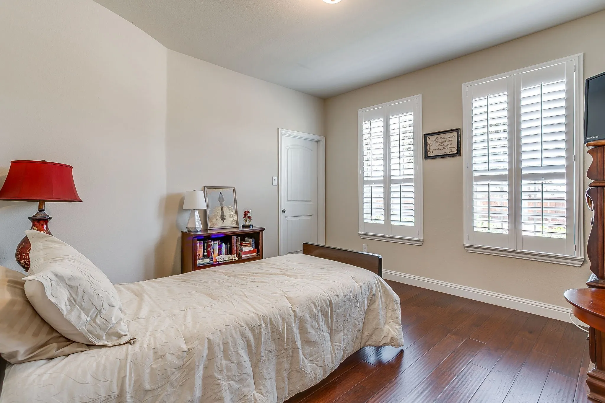 Downstairs Bedroom 2