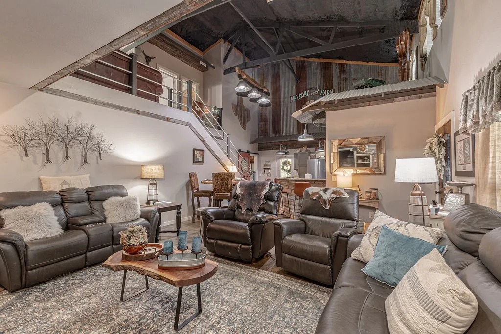 Single Family Residence For Sale in Hunt County , 4129 County Road 4111, Campbell, Texas 75422, 3 Bedroom, 2 Bathroom, Garage spaces, 2,160 Sqft, built in 2015, mls#21374044, Real Estate Agent in Campbell, Homes For Sale in Hunt county, Homes For Sale in Campbell, Realtor in Campbell Texas, Real Estate Brokerage Independent Realty Texas, Luminita Cordes Realtor