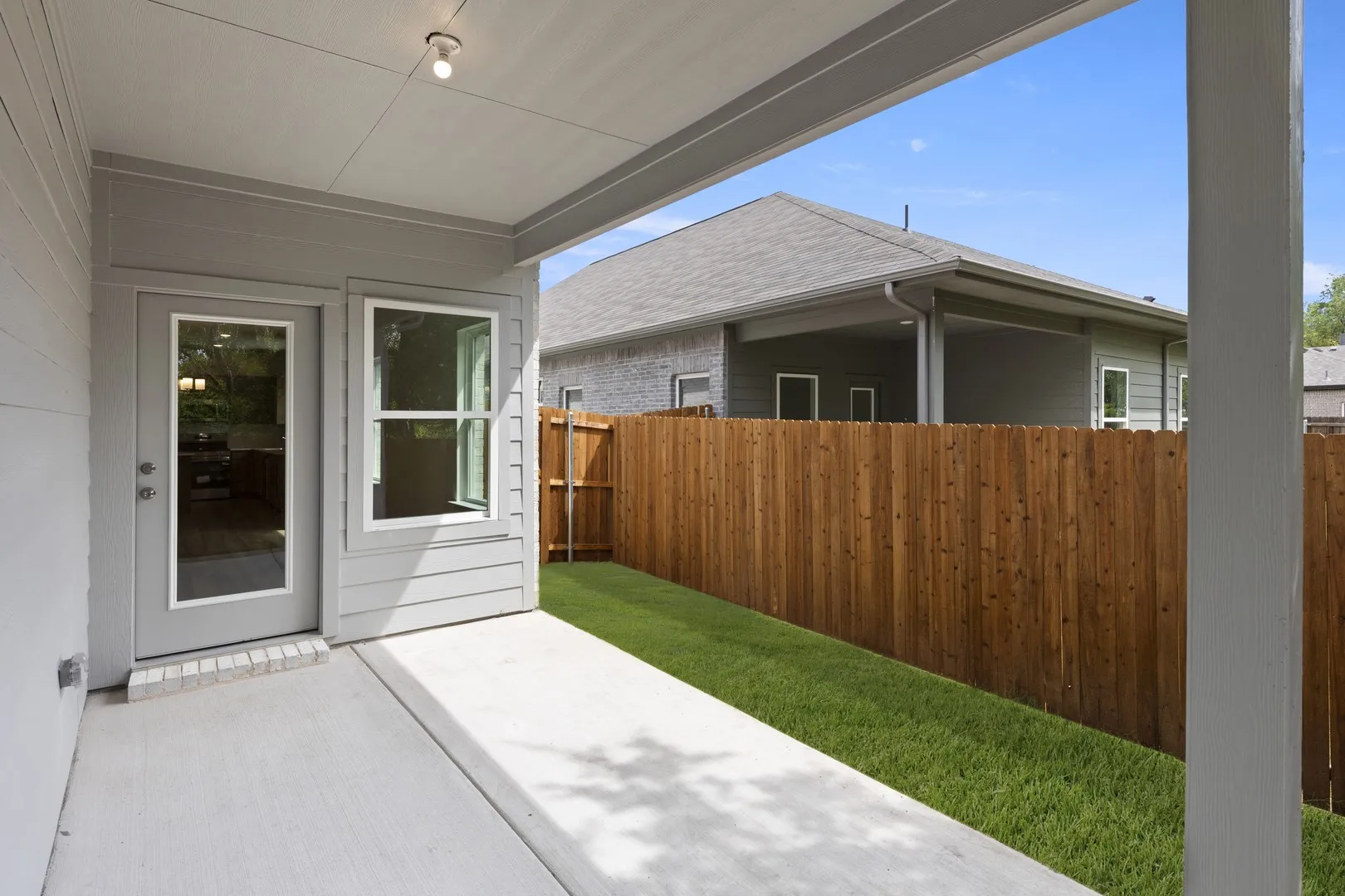 25. 1306 Cole - Patio