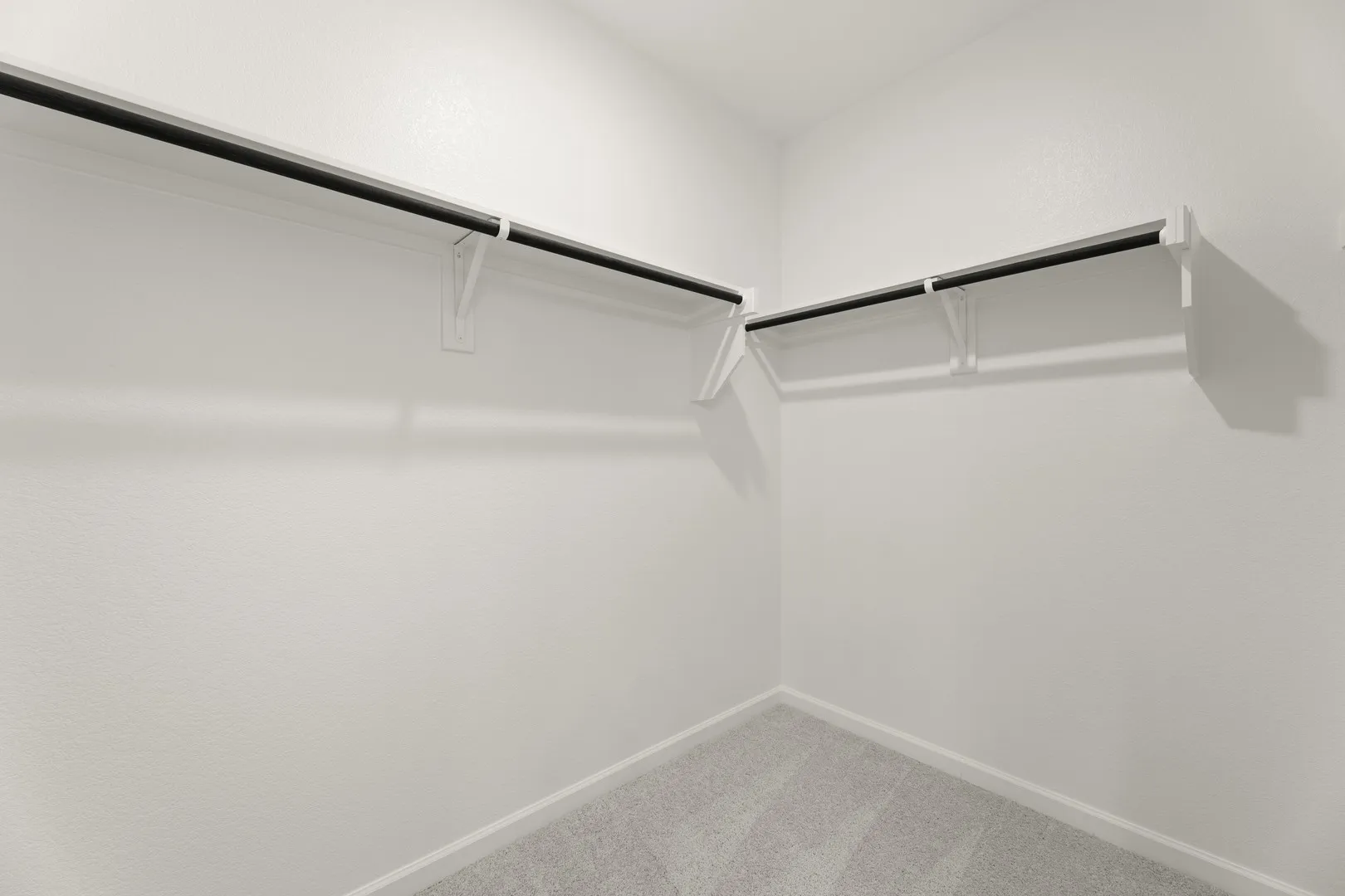 20. 1306 Cole - Closet