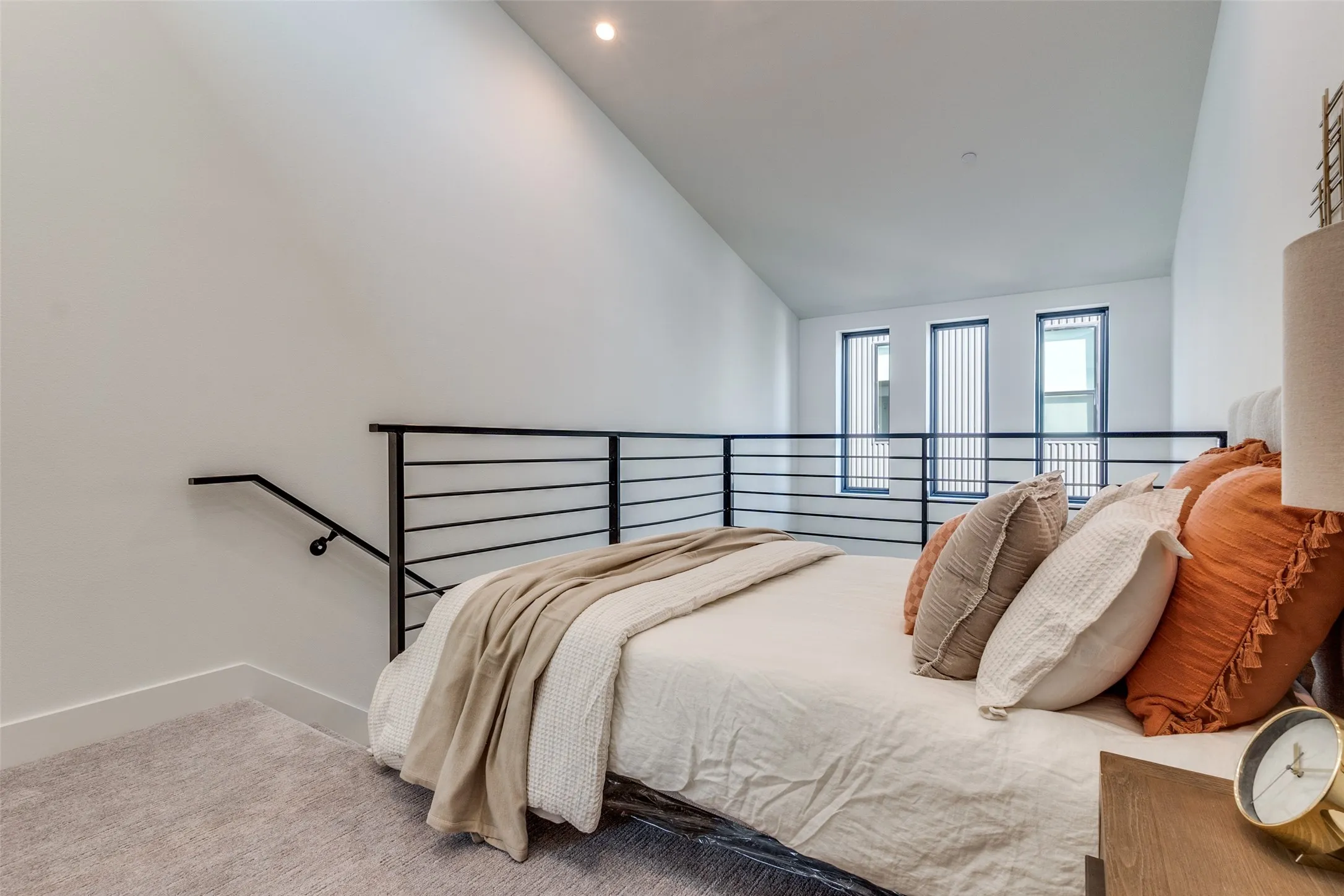 Townhouse For Rent in Dallas County , 4918 Bryan Street 102, Dallas, Texas 75206, 1 Bedroom, 1 Bathroom, Garage spaces, 600 Sqft, built in 2026, mls#21374371, Real Estate Agent in Dallas, Homes For Rent in Dallas county, Homes For Rent in Dallas, Realtor in Dallas Texas, Real Estate Brokerage Independent Realty Texas, Luminita Cordes Realtor