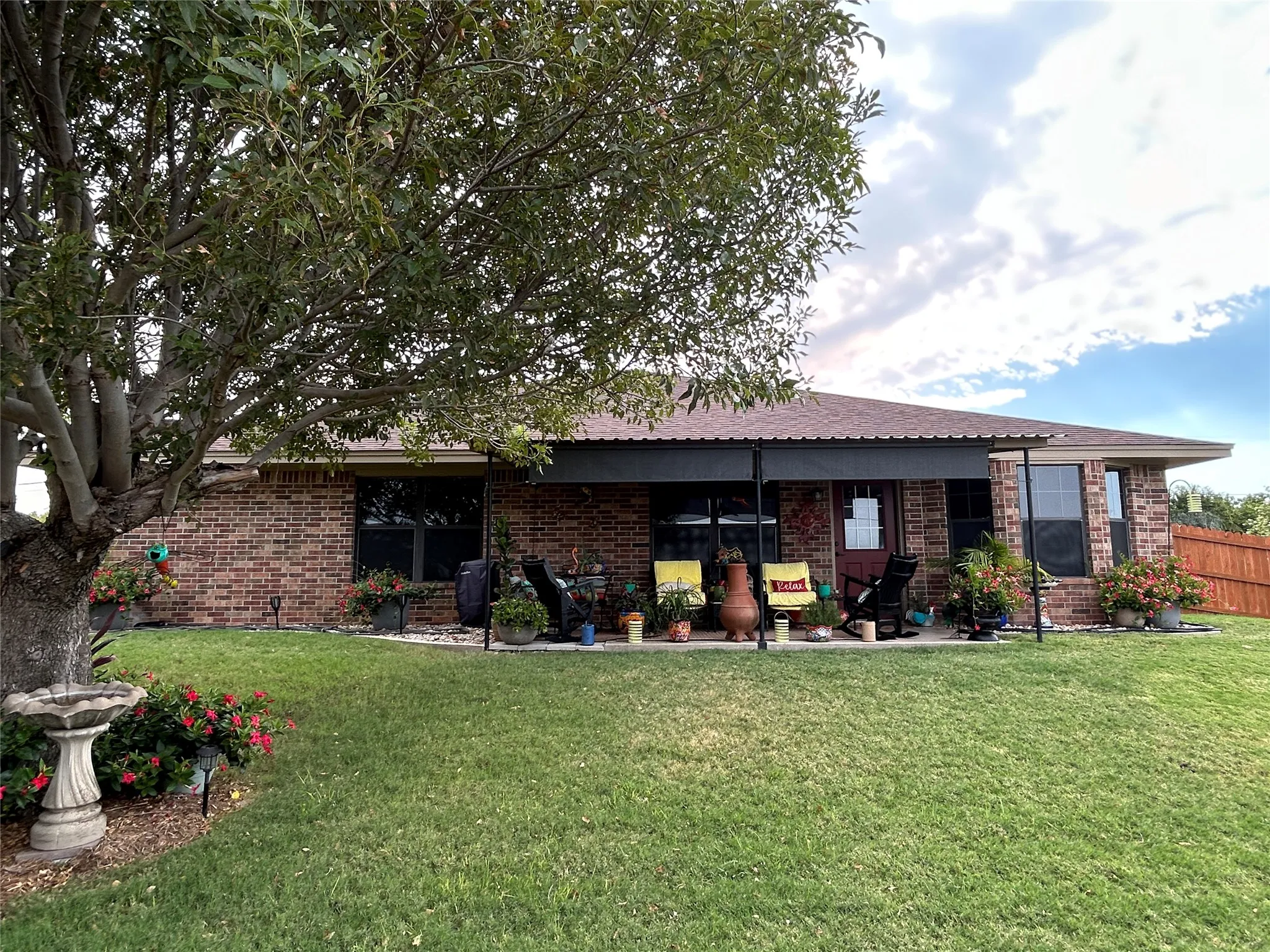 Single Family Residence For Sale in Mills County , 1509 Freedom Street, Goldthwaite, Texas 76844, 3 Bedroom, 2 Bathroom, 2 Garage spaces, 2,074 Sqft, built in 2003, mls#21373370, Real Estate Agent in Goldthwaite, Homes For Sale in Mills county, Homes For Sale in Goldthwaite, Realtor in Goldthwaite Texas, Real Estate Brokerage Independent Realty Texas, Luminita Cordes Realtor