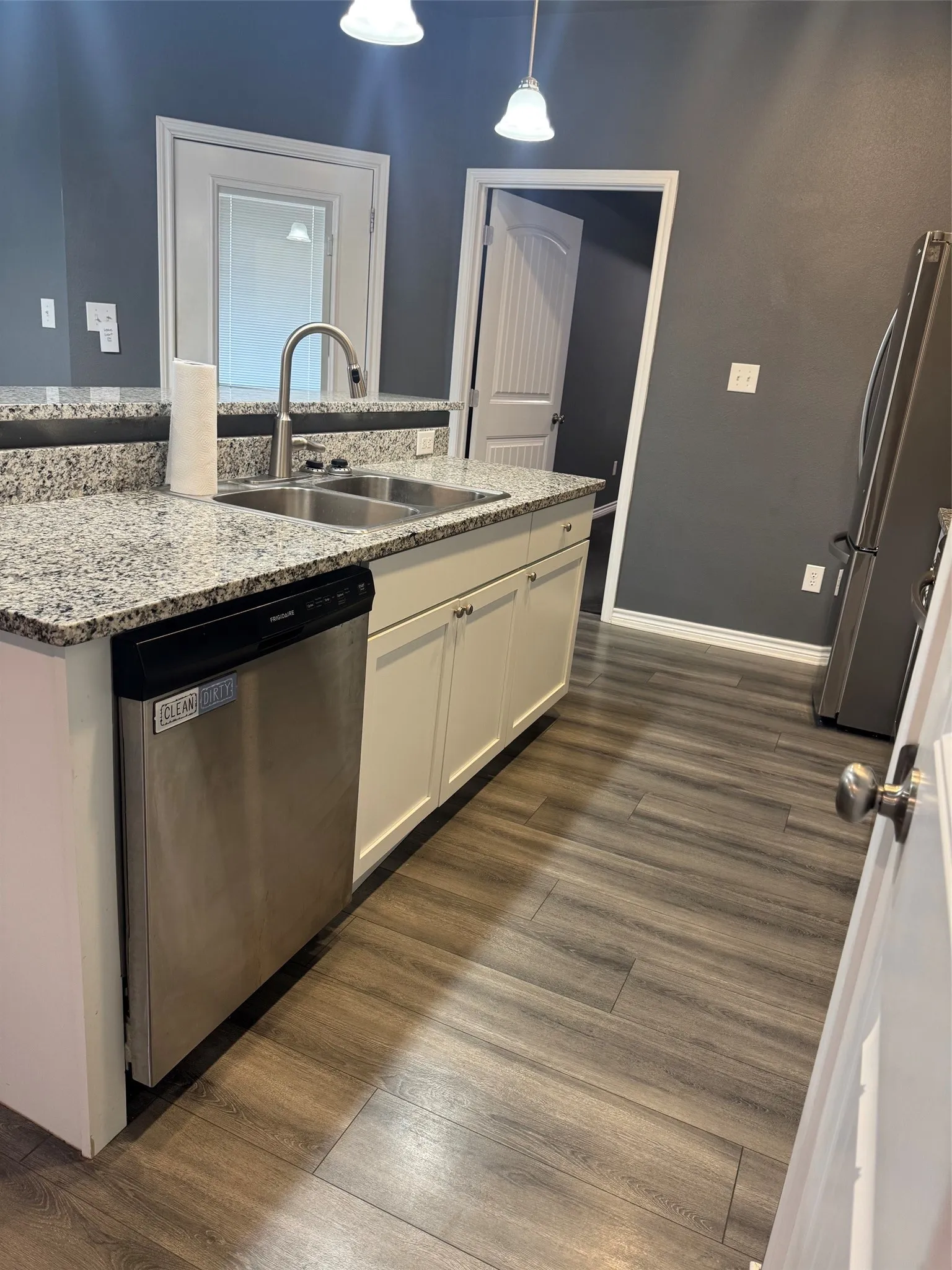 Single Family Residence For Rent in Hood County , 2923 River Ridge Court, Granbury, Texas 76048, 3 Bedroom, 2 Bathroom, 2 Garage spaces, 1,364 Sqft, built in 2020, mls#21374385, Real Estate Agent in Granbury, Homes For Rent in Hood county, Homes For Rent in Granbury, Realtor in Granbury Texas, Real Estate Brokerage Independent Realty Texas, Luminita Cordes Realtor