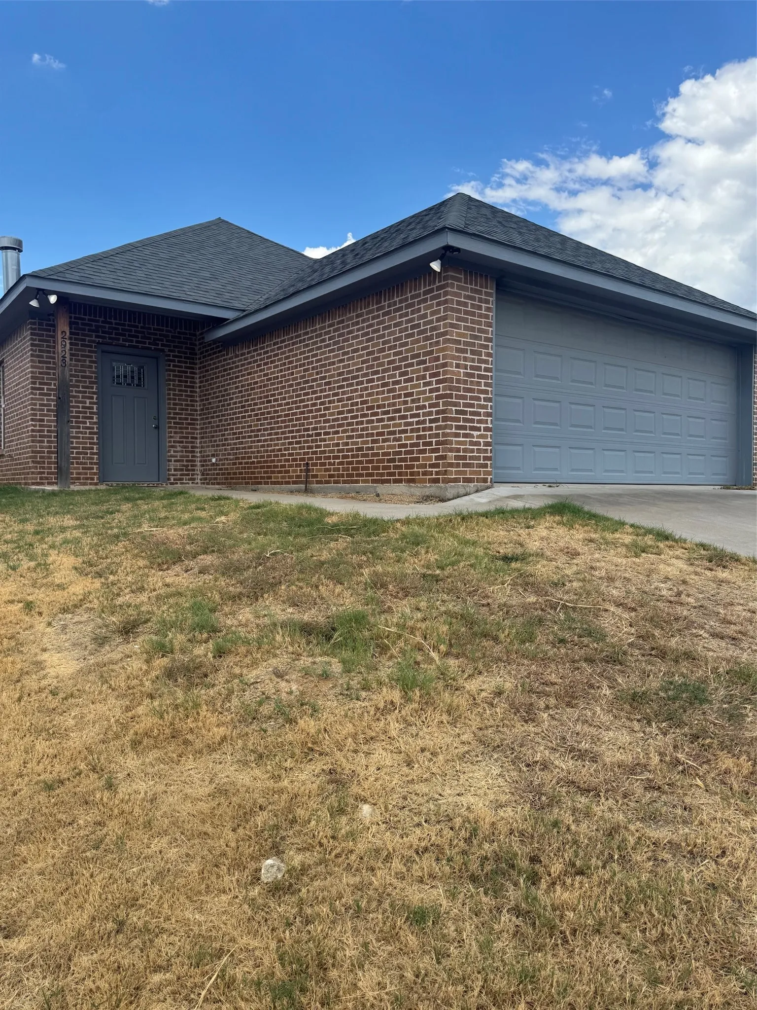 Single Family Residence For Rent in Hood County , 2923 River Ridge Court, Granbury, Texas 76048, 3 Bedroom, 2 Bathroom, 2 Garage spaces, 1,364 Sqft, built in 2020, mls#21374385, Real Estate Agent in Granbury, Homes For Rent in Hood county, Homes For Rent in Granbury, Realtor in Granbury Texas, Real Estate Brokerage Independent Realty Texas, Luminita Cordes Realtor