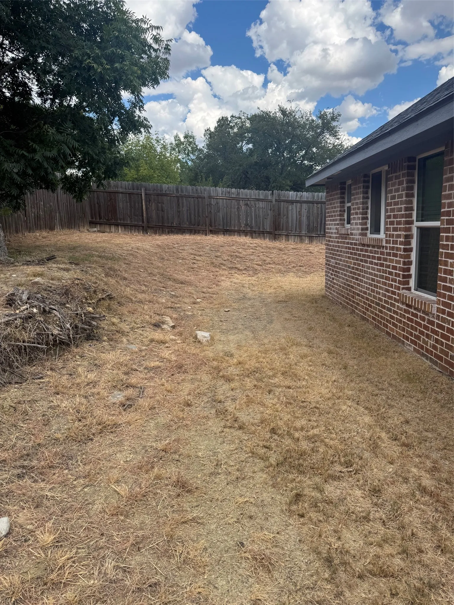 Single Family Residence For Rent in Hood County , 2923 River Ridge Court, Granbury, Texas 76048, 3 Bedroom, 2 Bathroom, 2 Garage spaces, 1,364 Sqft, built in 2020, mls#21374385, Real Estate Agent in Granbury, Homes For Rent in Hood county, Homes For Rent in Granbury, Realtor in Granbury Texas, Real Estate Brokerage Independent Realty Texas, Luminita Cordes Realtor