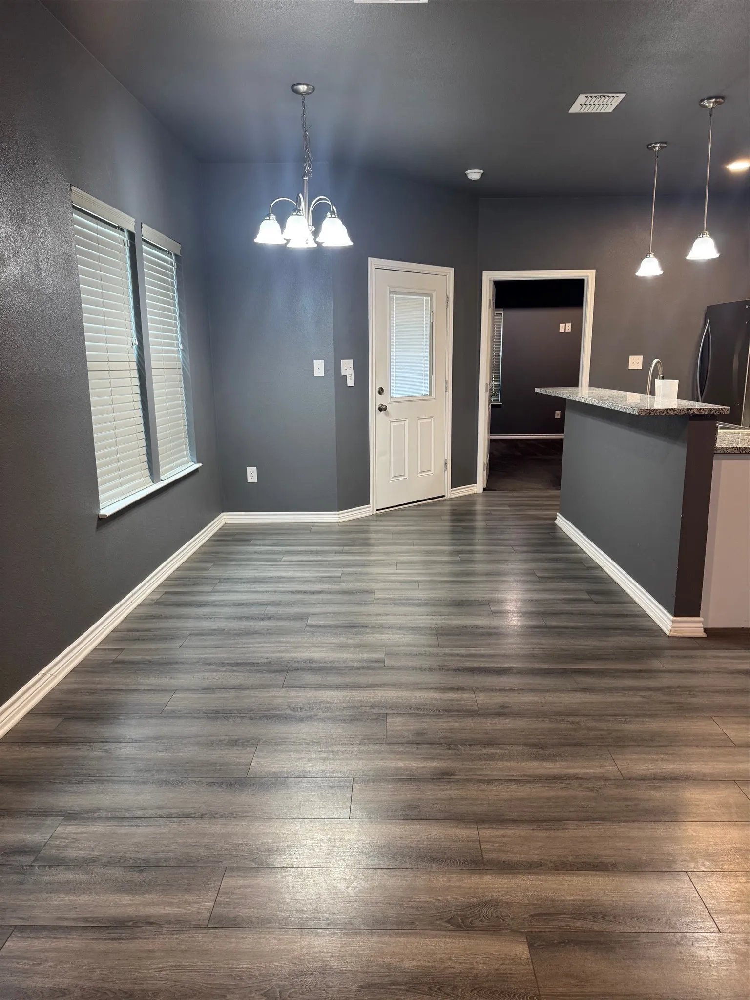 Single Family Residence For Rent in Hood County , 2923 River Ridge Court, Granbury, Texas 76048, 3 Bedroom, 2 Bathroom, 2 Garage spaces, 1,364 Sqft, built in 2020, mls#21374385, Real Estate Agent in Granbury, Homes For Rent in Hood county, Homes For Rent in Granbury, Realtor in Granbury Texas, Real Estate Brokerage Independent Realty Texas, Luminita Cordes Realtor