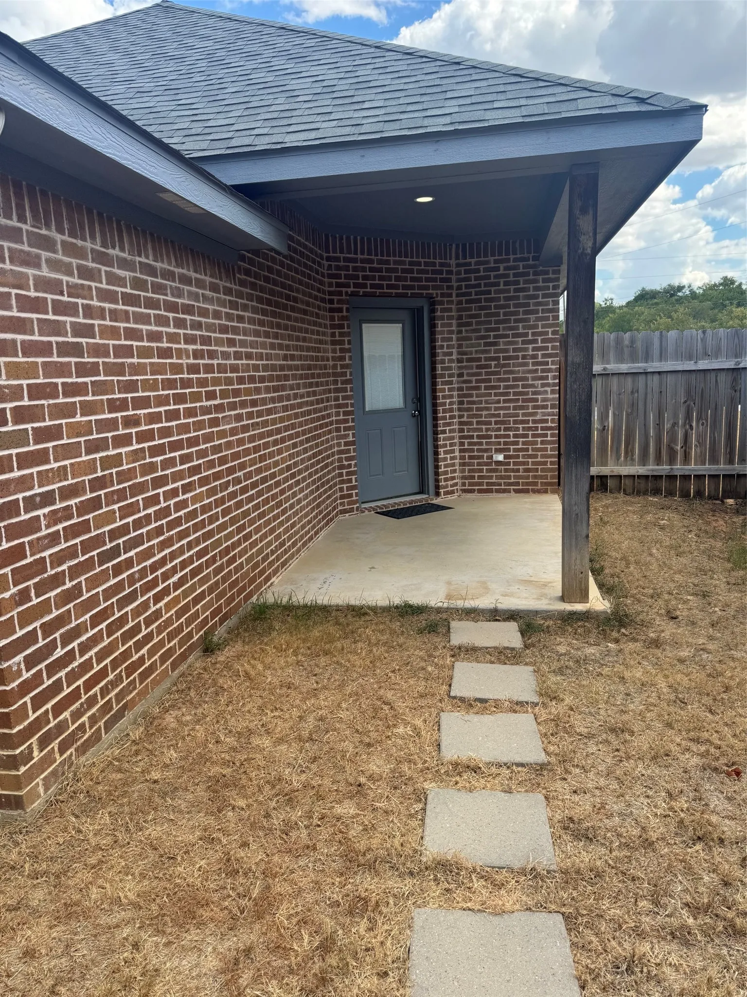 Single Family Residence For Rent in Hood County , 2923 River Ridge Court, Granbury, Texas 76048, 3 Bedroom, 2 Bathroom, 2 Garage spaces, 1,364 Sqft, built in 2020, mls#21374385, Real Estate Agent in Granbury, Homes For Rent in Hood county, Homes For Rent in Granbury, Realtor in Granbury Texas, Real Estate Brokerage Independent Realty Texas, Luminita Cordes Realtor