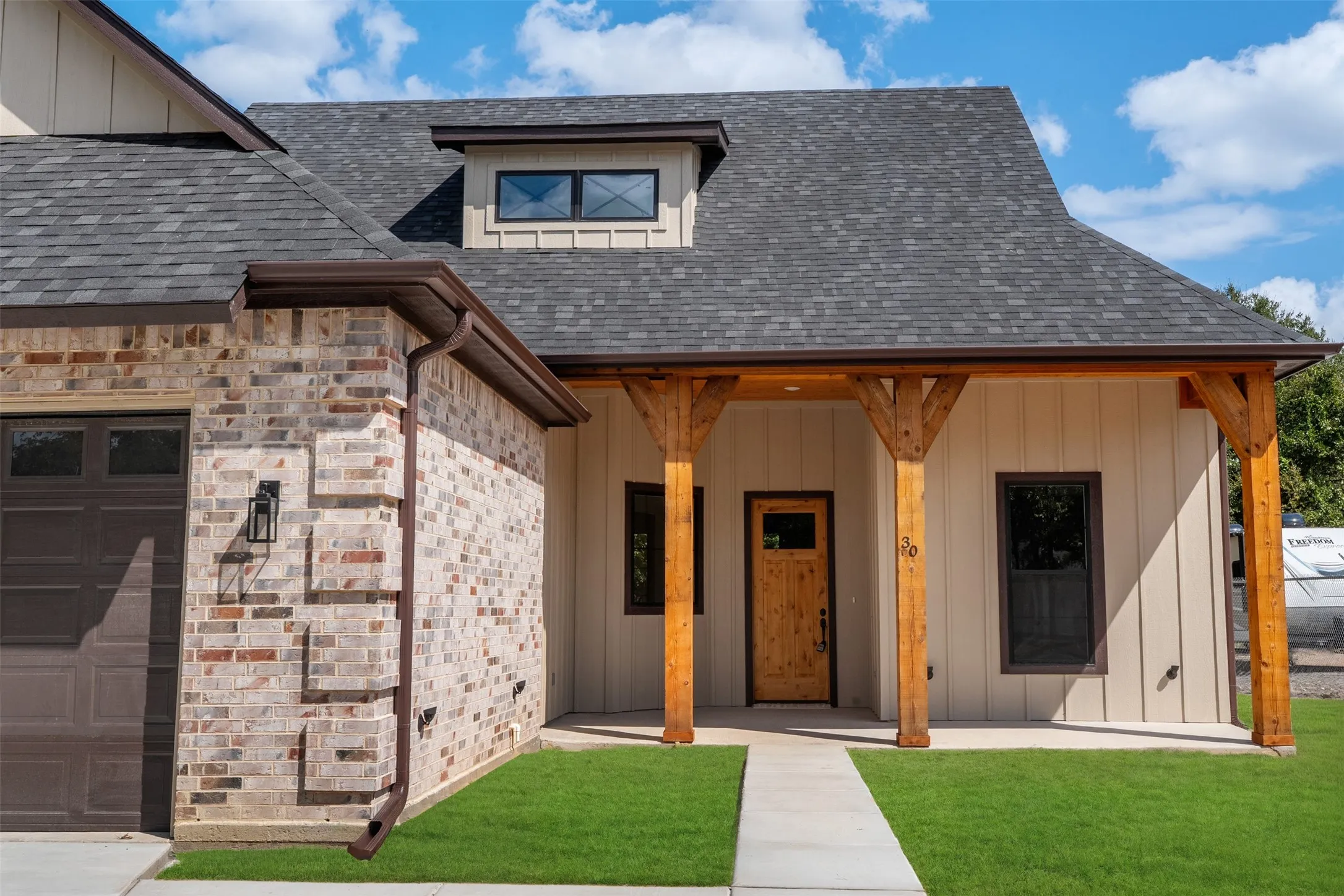 Single Family Residence For Sale in Henderson County , 30 Rainbow Drive, Star Harbor, Texas 75148, 4 Bedroom, 2 Bathroom, 2 Garage spaces, 1,823 Sqft, built in 2025, mls#21374390, Real Estate Agent in Star Harbor, Homes For Sale in Henderson county, Homes For Sale in Star Harbor, Realtor in Star Harbor Texas, Real Estate Brokerage Independent Realty Texas, Luminita Cordes Realtor