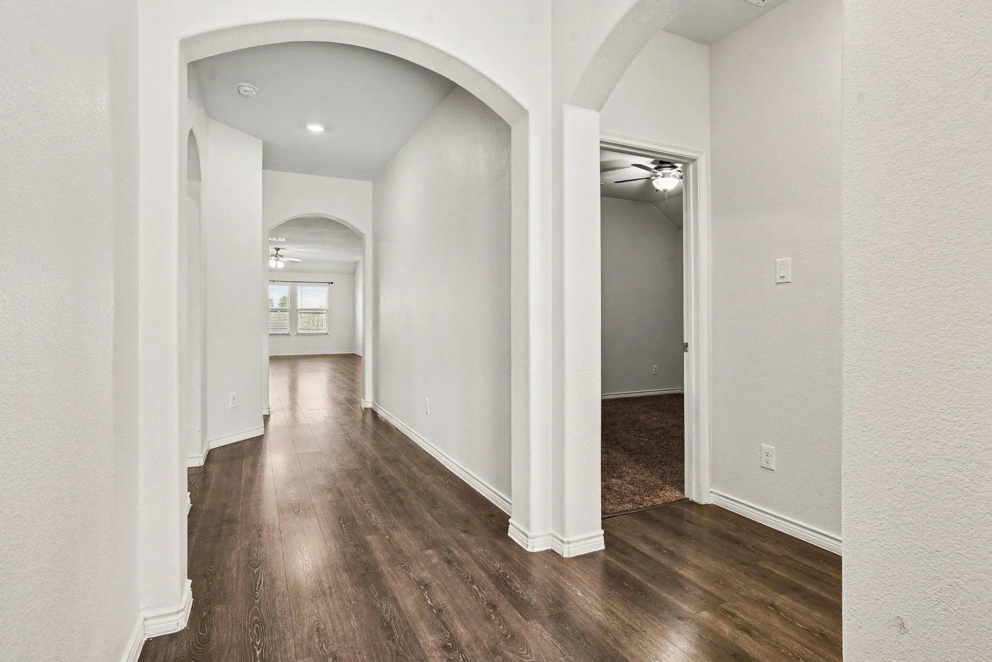 Single Family Residence For Sale in Hunt County , 127 Longhorn Pass, Caddo Mills, Texas 75135, 4 Bedroom, 2 Bathroom, 2 Garage spaces, 2,023 Sqft, built in 2020, mls#21373818, Real Estate Agent in Caddo Mills, Homes For Sale in Hunt county, Homes For Sale in Caddo Mills, Realtor in Caddo Mills Texas, Real Estate Brokerage Independent Realty Texas, Luminita Cordes Realtor
