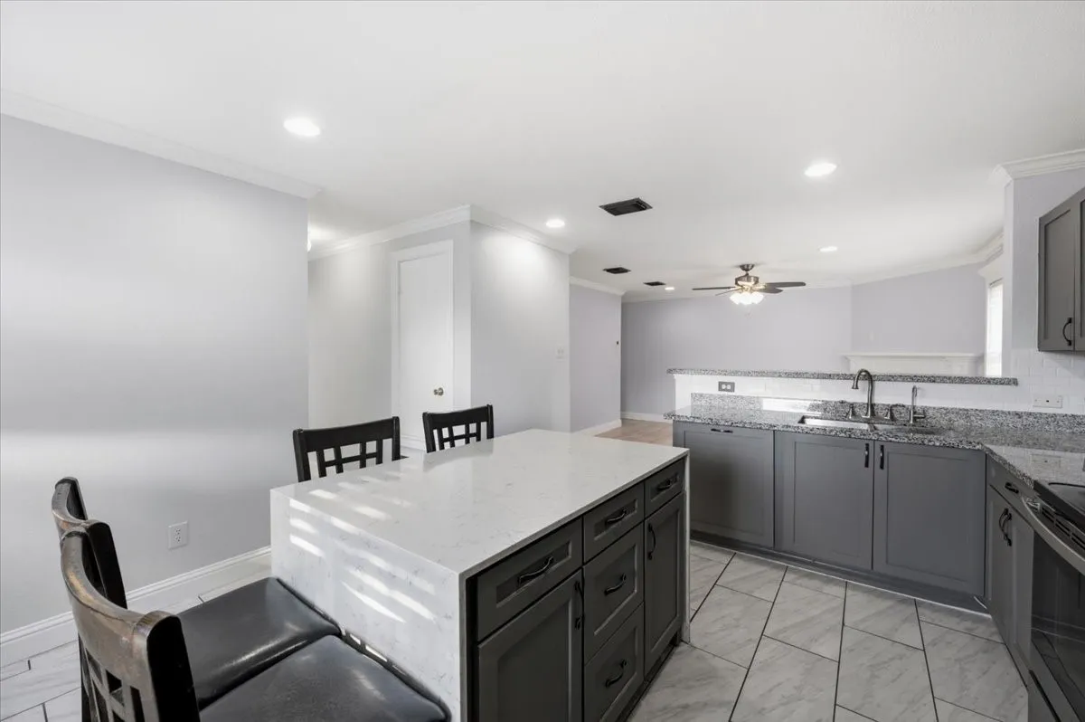 Single Family Residence For Sale in Dallas County , 7739 Buford Drive, Dallas, Texas 75241, 3 Bedroom, 2 Bathroom, 2 Garage spaces, 1,260 Sqft, built in 2003, mls#21374091, Real Estate Agent in Dallas, Homes For Sale in Dallas county, Homes For Sale in Dallas, Realtor in Dallas Texas, Real Estate Brokerage Independent Realty Texas, Luminita Cordes Realtor