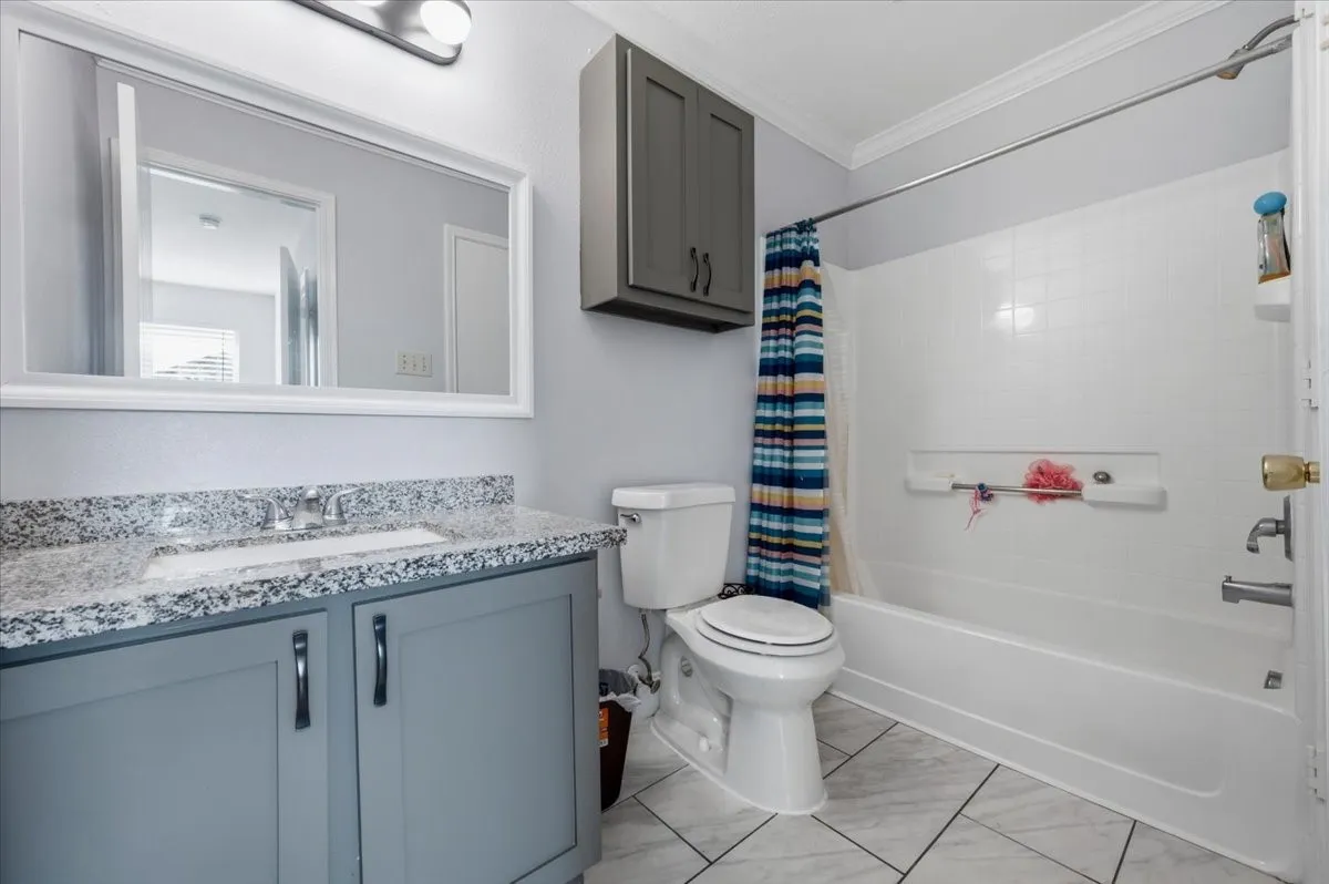 Single Family Residence For Sale in Dallas County , 7739 Buford Drive, Dallas, Texas 75241, 3 Bedroom, 2 Bathroom, 2 Garage spaces, 1,260 Sqft, built in 2003, mls#21374091, Real Estate Agent in Dallas, Homes For Sale in Dallas county, Homes For Sale in Dallas, Realtor in Dallas Texas, Real Estate Brokerage Independent Realty Texas, Luminita Cordes Realtor