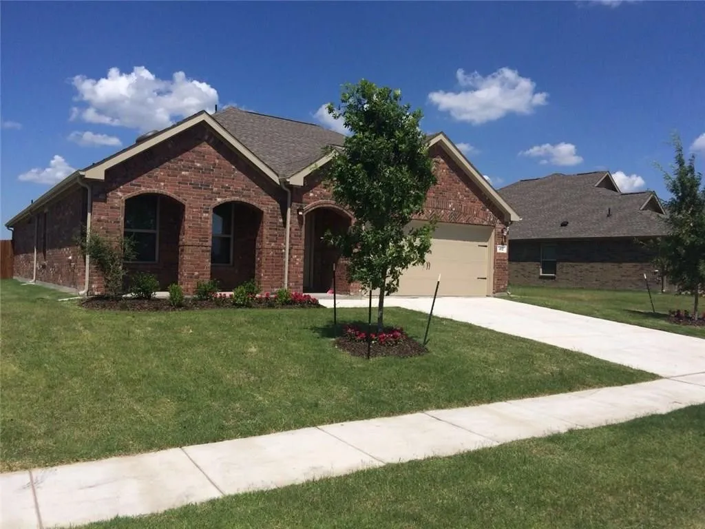 Single Family Residence For Rent in Kaufman County , 412 Acadia Lane, Forney, Texas 75126, 4 Bedroom, 3 Bathroom, 2 Garage spaces, 2,258 Sqft, built in 2018, mls#21374410, Real Estate Agent in Forney, Homes For Rent in Kaufman county, Homes For Rent in Forney, Realtor in Forney Texas, Real Estate Brokerage Independent Realty Texas, Luminita Cordes Realtor