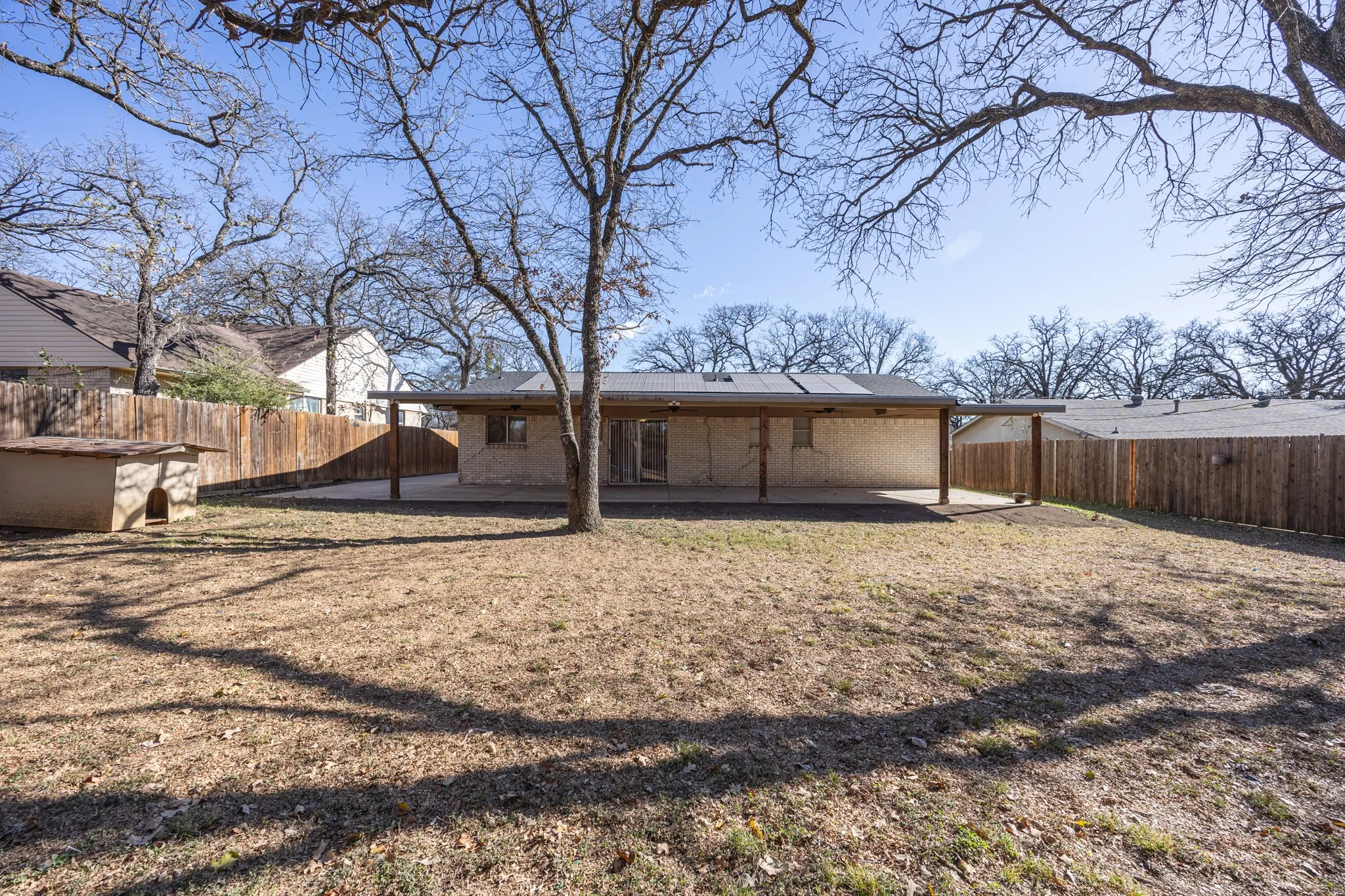 Single Family Residence For Sale in Tarrant County , 6704 Trailwood Drive, Forest Hill, Texas 76140, 3 Bedroom, 2 Bathroom, 2 Garage spaces, 1,255 Sqft, built in 1971, mls#21371654, Real Estate Agent in Forest Hill, Homes For Sale in Tarrant county, Homes For Sale in Forest Hill, Realtor in Forest Hill Texas, Real Estate Brokerage Independent Realty Texas, Luminita Cordes Realtor
