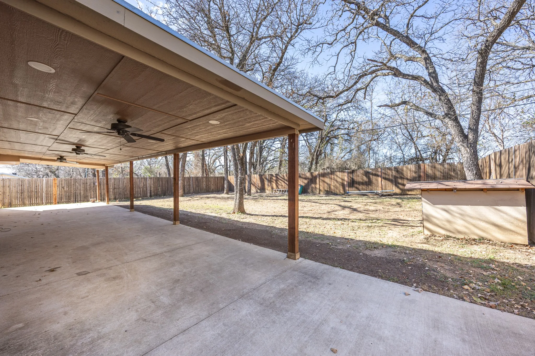 Single Family Residence For Sale in Tarrant County , 6704 Trailwood Drive, Forest Hill, Texas 76140, 3 Bedroom, 2 Bathroom, 2 Garage spaces, 1,255 Sqft, built in 1971, mls#21371654, Real Estate Agent in Forest Hill, Homes For Sale in Tarrant county, Homes For Sale in Forest Hill, Realtor in Forest Hill Texas, Real Estate Brokerage Independent Realty Texas, Luminita Cordes Realtor