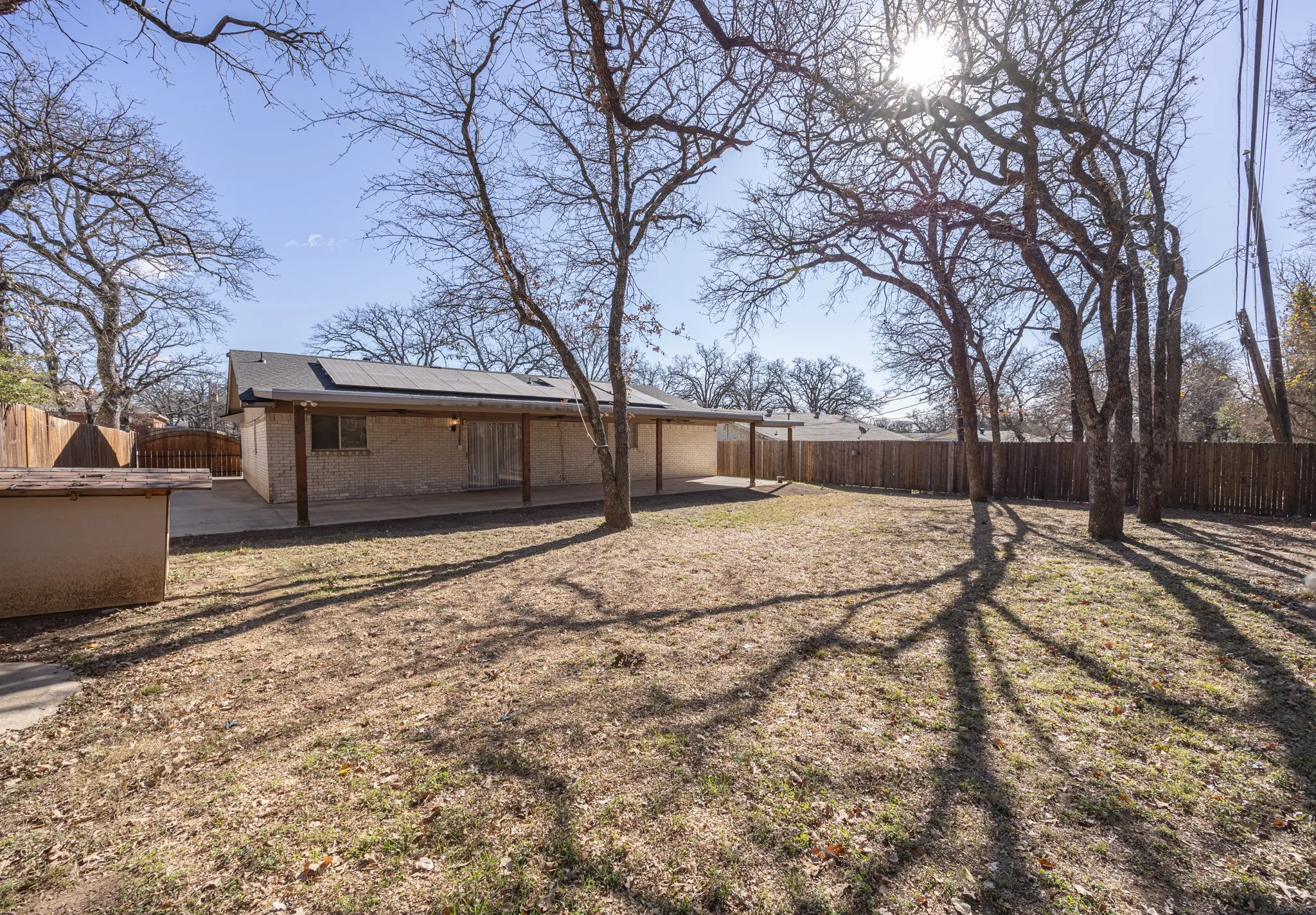 Single Family Residence For Sale in Tarrant County , 6704 Trailwood Drive, Forest Hill, Texas 76140, 3 Bedroom, 2 Bathroom, 2 Garage spaces, 1,255 Sqft, built in 1971, mls#21371654, Real Estate Agent in Forest Hill, Homes For Sale in Tarrant county, Homes For Sale in Forest Hill, Realtor in Forest Hill Texas, Real Estate Brokerage Independent Realty Texas, Luminita Cordes Realtor
