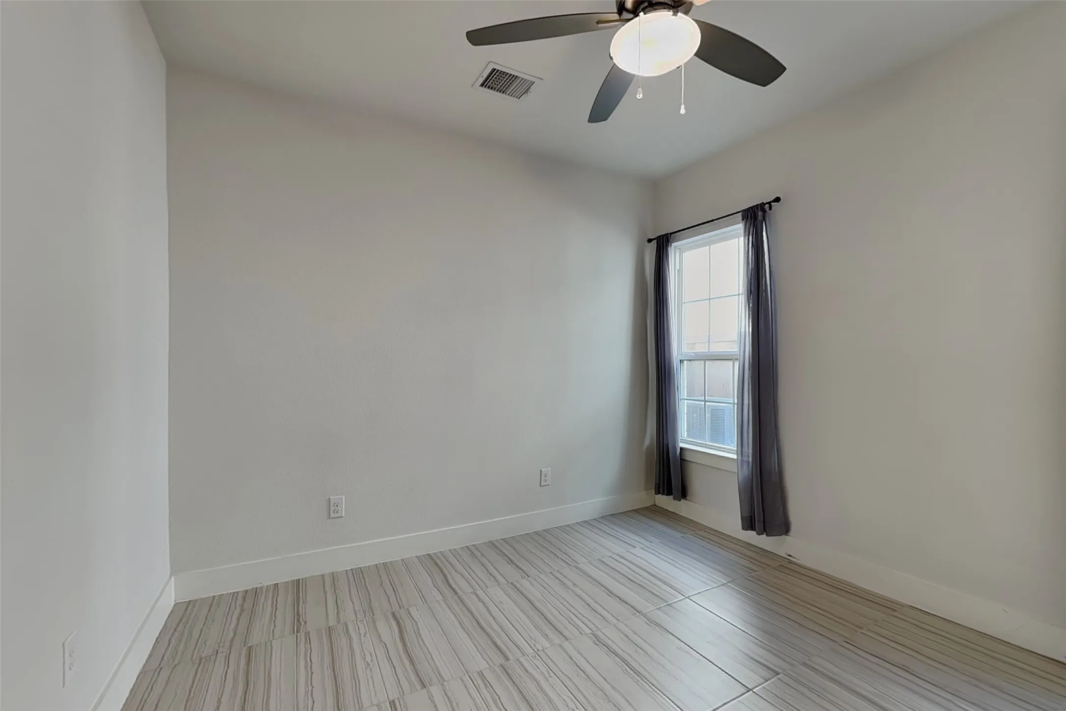 Single Family Residence For Rent in Denton County , 4432 Tall Knight Lane, Carrollton, Texas 75010, 5 Bedroom, 4 Bathroom, 2 Garage spaces, 4,037 Sqft, built in 2018, mls#21374405, Real Estate Agent in Carrollton, Homes For Rent in Denton county, Homes For Rent in Carrollton, Realtor in Carrollton Texas, Real Estate Brokerage Independent Realty Texas, Luminita Cordes Realtor