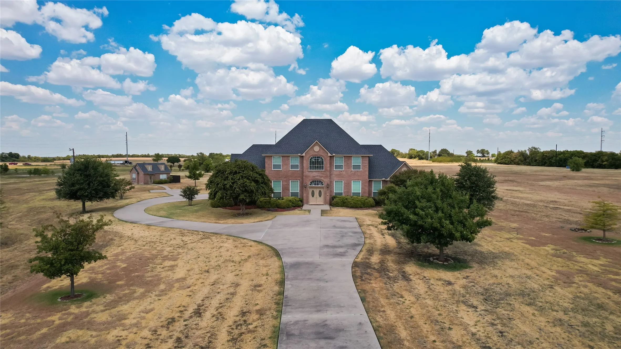 Property has a 5000 square foot home that will convey with the sale.