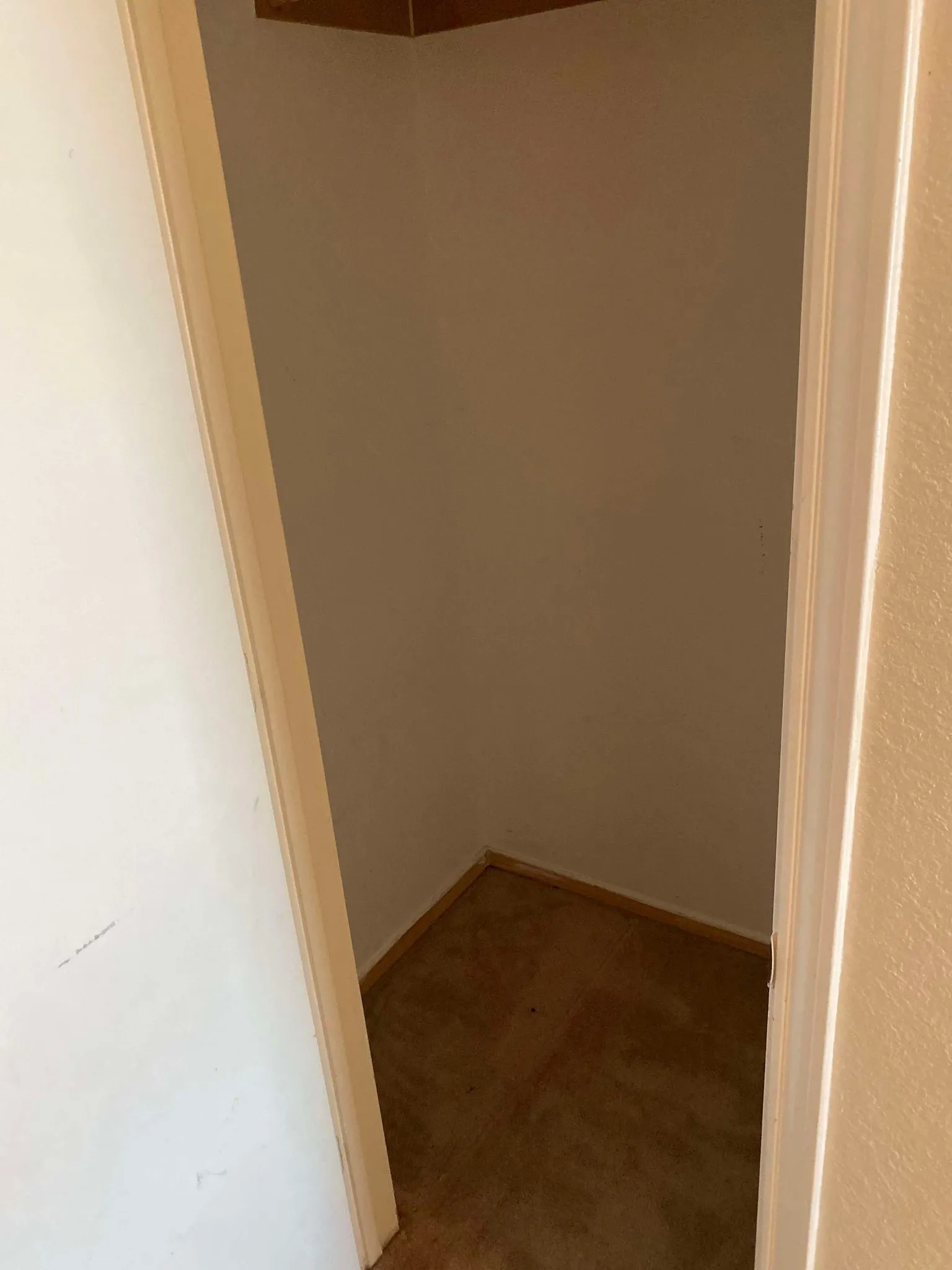 Townhouse For Rent in Hunt County , 1050 Agape Court 4, Caddo Mills, Texas 75135, 3 Bedroom, 3 Bathroom, 1 Garage spaces, 6,157 Sqft, built in 2009, mls#21374418, Real Estate Agent in Caddo Mills, Homes For Rent in Hunt county, Homes For Rent in Caddo Mills, Realtor in Caddo Mills Texas, Real Estate Brokerage Independent Realty Texas, Luminita Cordes Realtor
