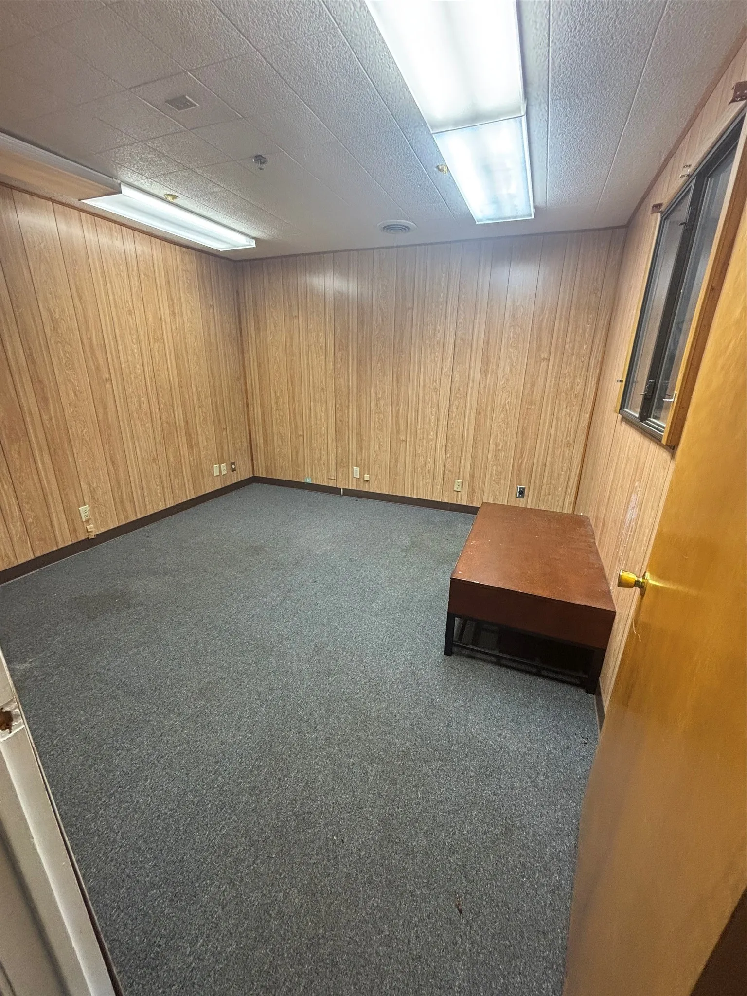 Business For Sale in Young County , 1717 E 4th Street E, Graham, Texas 76450, 0, 0, Garage spaces, 0 Sqft, built in 1966, mls#21373194, Real Estate Agent in Graham, Homes For Sale in Young county, Homes For Sale in Graham, Realtor in Graham Texas, Real Estate Brokerage Independent Realty Texas, Luminita Cordes Realtor