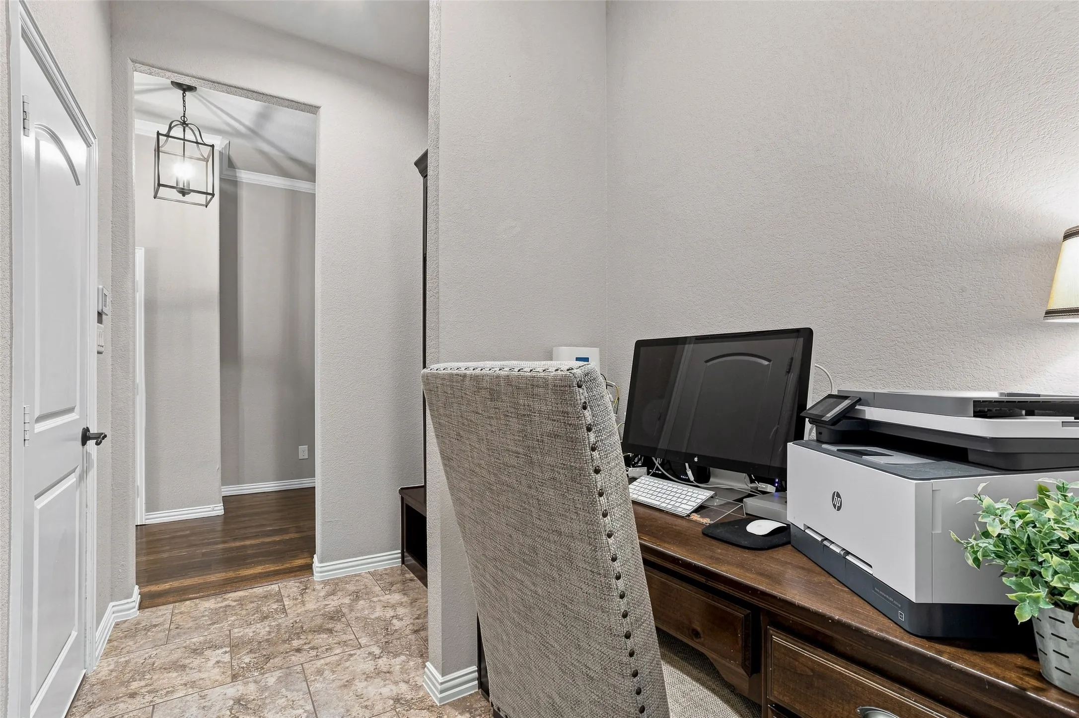 Single Family Residence For Sale in Johnson County , 2749 Buffalo Run, Burleson, Texas 76028, 4 Bedroom, 2 Bathroom, 2 Garage spaces, 2,406 Sqft, built in 2015, mls#21361935, Real Estate Agent in Burleson, Homes For Sale in Johnson county, Homes For Sale in Burleson, Realtor in Burleson Texas, Real Estate Brokerage Independent Realty Texas, Luminita Cordes Realtor
