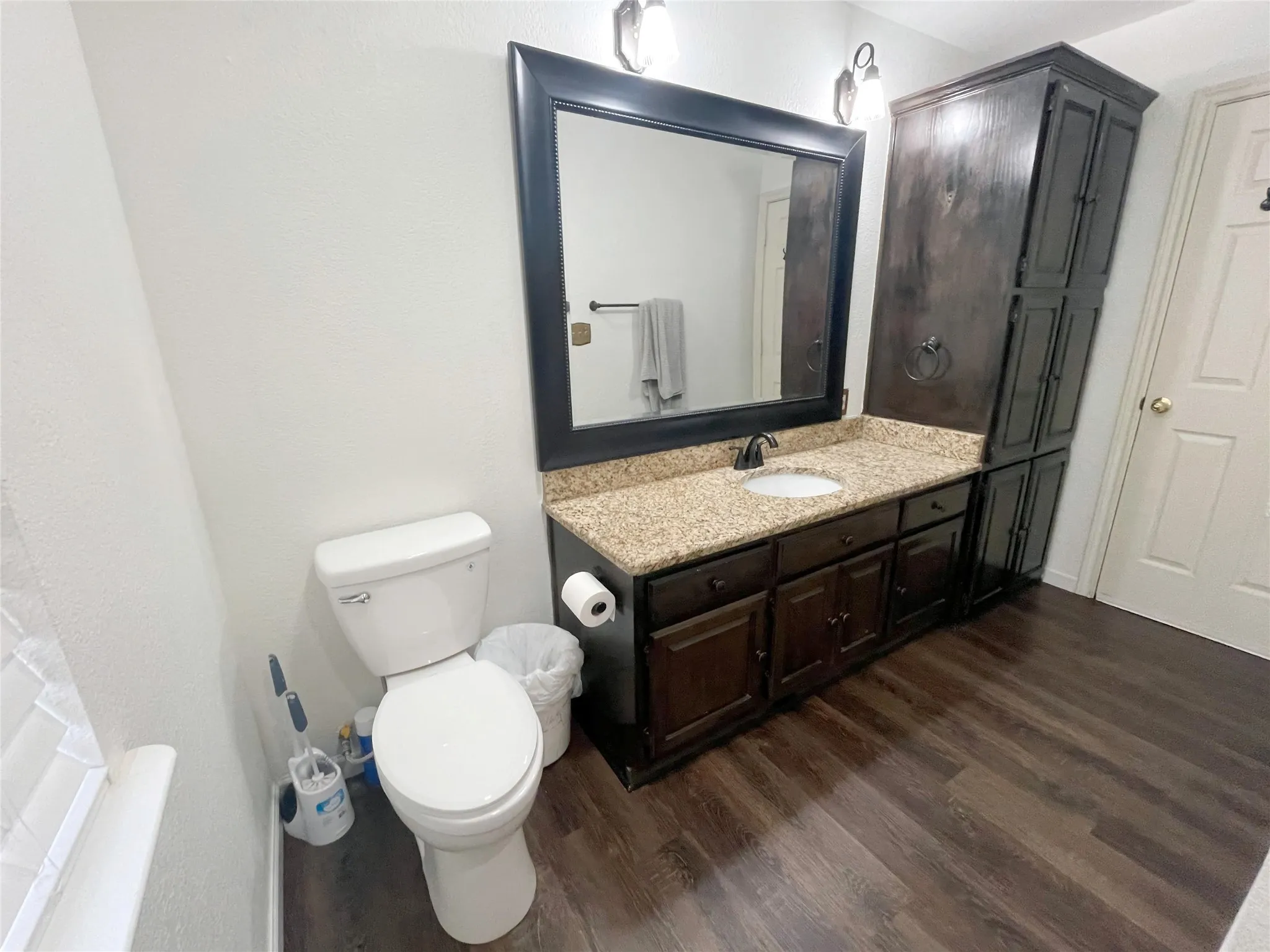 Single Family Residence For Sale in Wise County , 286 W Ridge Street, Decatur, Texas 76234, 4 Bedroom, 2 Bathroom, 2 Garage spaces, 3,373 Sqft, built in 2000, mls#21374438, Real Estate Agent in Decatur, Homes For Sale in Wise county, Homes For Sale in Decatur, Realtor in Decatur Texas, Real Estate Brokerage Independent Realty Texas, Luminita Cordes Realtor