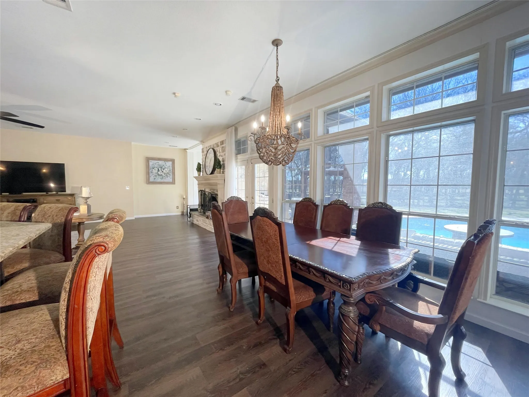 Single Family Residence For Sale in Wise County , 286 W Ridge Street, Decatur, Texas 76234, 4 Bedroom, 2 Bathroom, 2 Garage spaces, 3,373 Sqft, built in 2000, mls#21374438, Real Estate Agent in Decatur, Homes For Sale in Wise county, Homes For Sale in Decatur, Realtor in Decatur Texas, Real Estate Brokerage Independent Realty Texas, Luminita Cordes Realtor