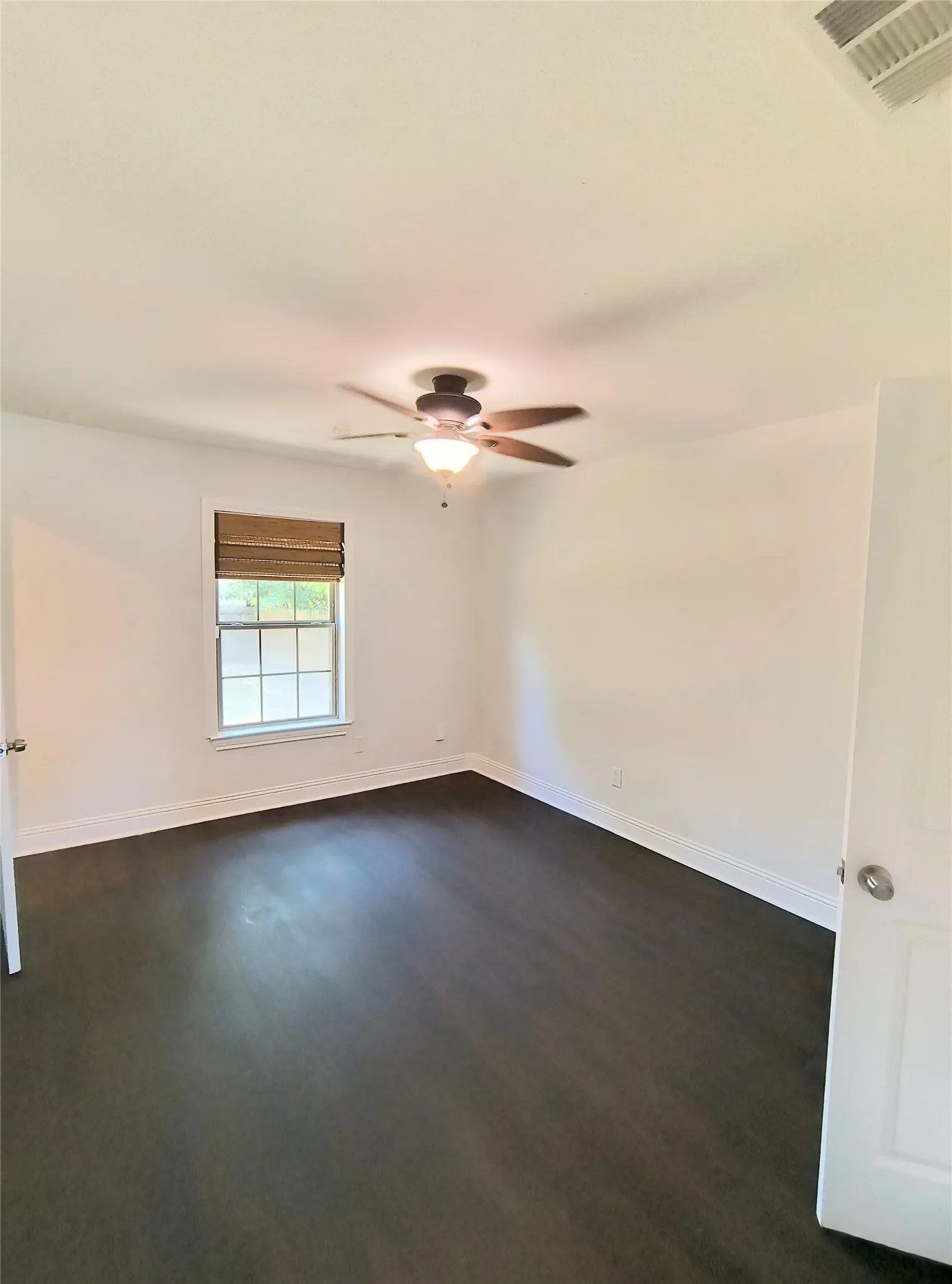 Single Family Residence For Rent in Rockwall County , 707 Sam Buffington, Rockwall, Texas 75087, 3 Bedroom, 2 Bathroom, 1 Garage spaces, 1,162 Sqft, built in 1975, mls#21374443, Real Estate Agent in Rockwall, Homes For Rent in Rockwall county, Homes For Rent in Rockwall, Realtor in Rockwall Texas, Real Estate Brokerage Independent Realty Texas, Luminita Cordes Realtor