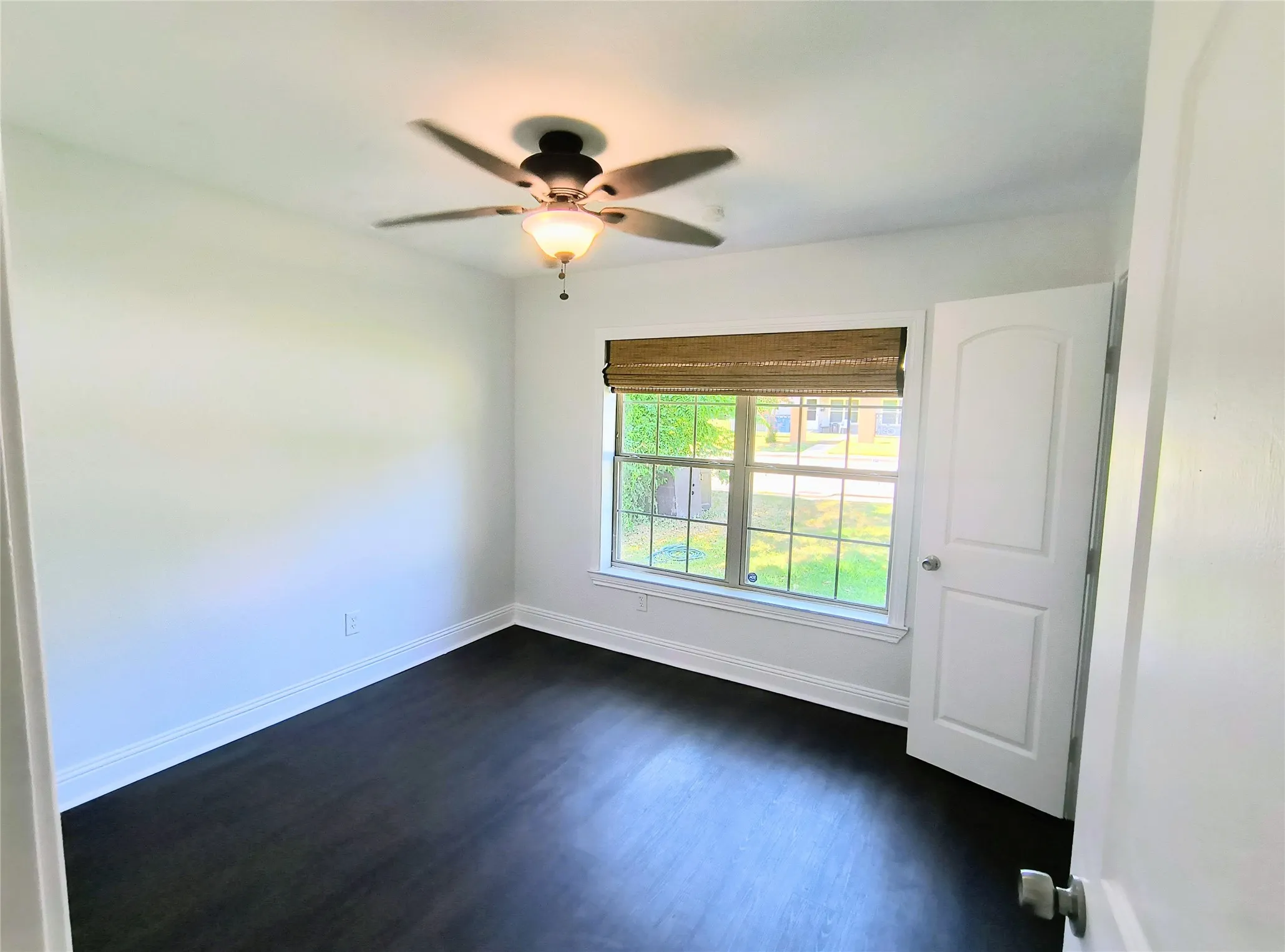 Single Family Residence For Rent in Rockwall County , 707 Sam Buffington, Rockwall, Texas 75087, 3 Bedroom, 2 Bathroom, 1 Garage spaces, 1,162 Sqft, built in 1975, mls#21374443, Real Estate Agent in Rockwall, Homes For Rent in Rockwall county, Homes For Rent in Rockwall, Realtor in Rockwall Texas, Real Estate Brokerage Independent Realty Texas, Luminita Cordes Realtor