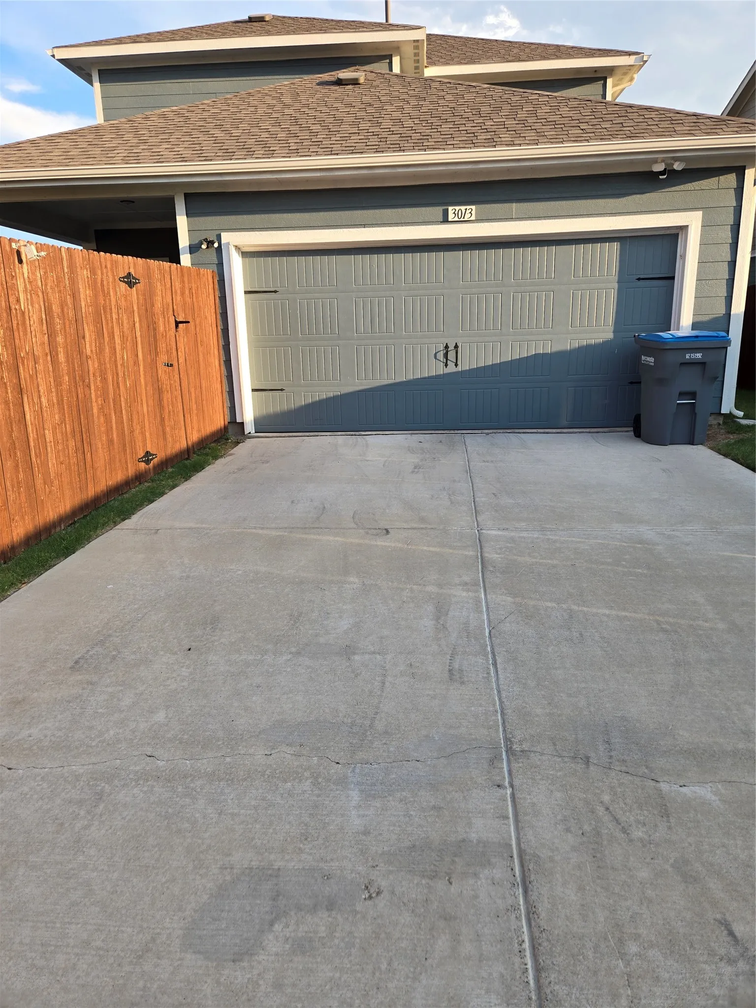 Single Family Residence For Rent in Kaufman County , 3013 Apple Creek Avenue, Heartland, Texas 75114, 4 Bedroom, 3 Bathroom, 2 Garage spaces, 2,279 Sqft, built in 2024, mls#21374413, Real Estate Agent in Heartland, Homes For Rent in Kaufman county, Homes For Rent in Heartland, Realtor in Heartland Texas, Real Estate Brokerage Independent Realty Texas, Luminita Cordes Realtor
