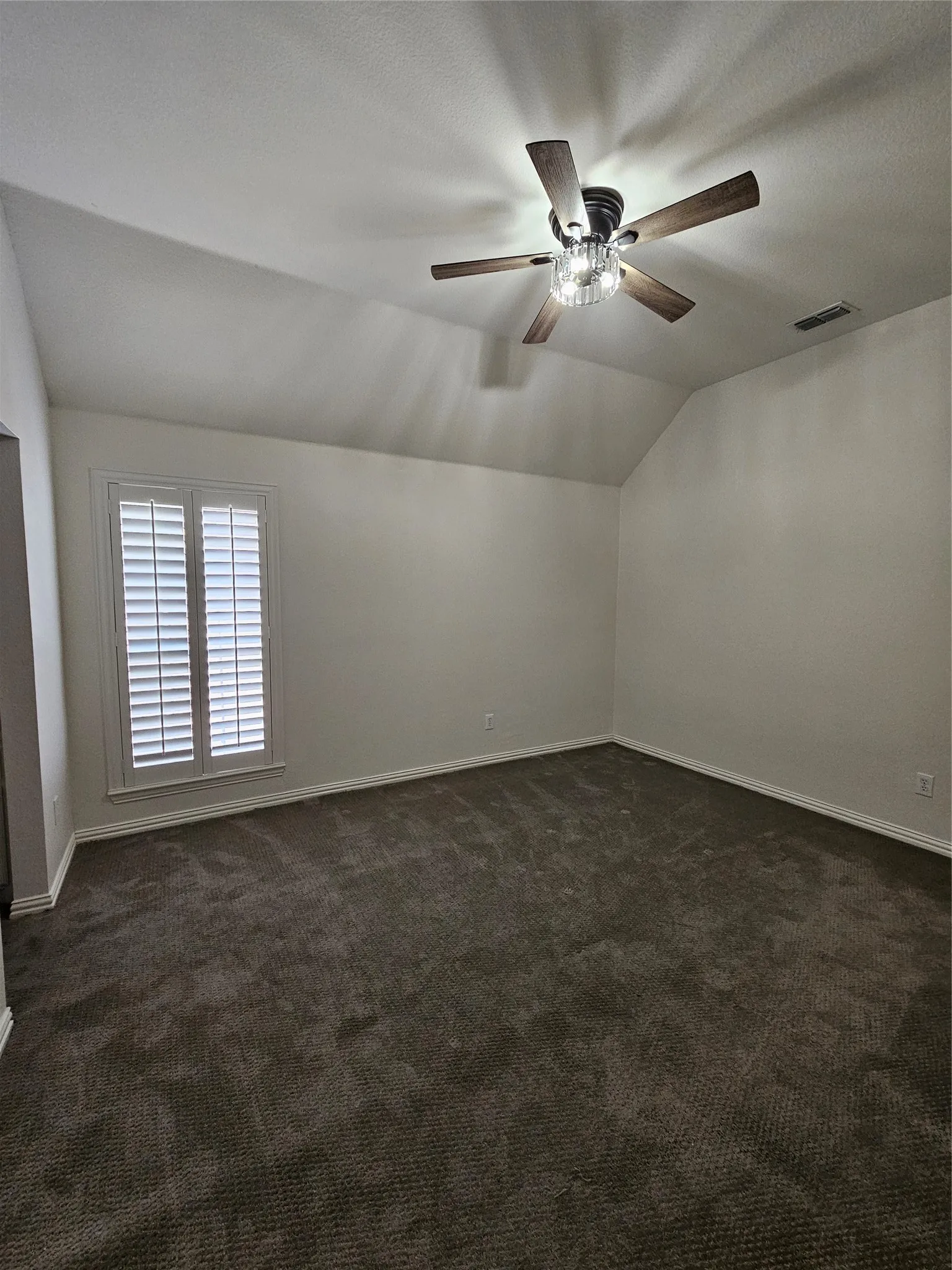 Single Family Residence For Sale in Collin County , 3904 Moonbeam Court, Plano, Texas 75074, 4 Bedroom, 4 Bathroom, 2 Garage spaces, 3,954 Sqft, built in 2001, mls#21374452, Real Estate Agent in Plano, Homes For Sale in Collin county, Homes For Sale in Plano, Realtor in Plano Texas, Real Estate Brokerage Independent Realty Texas, Luminita Cordes Realtor