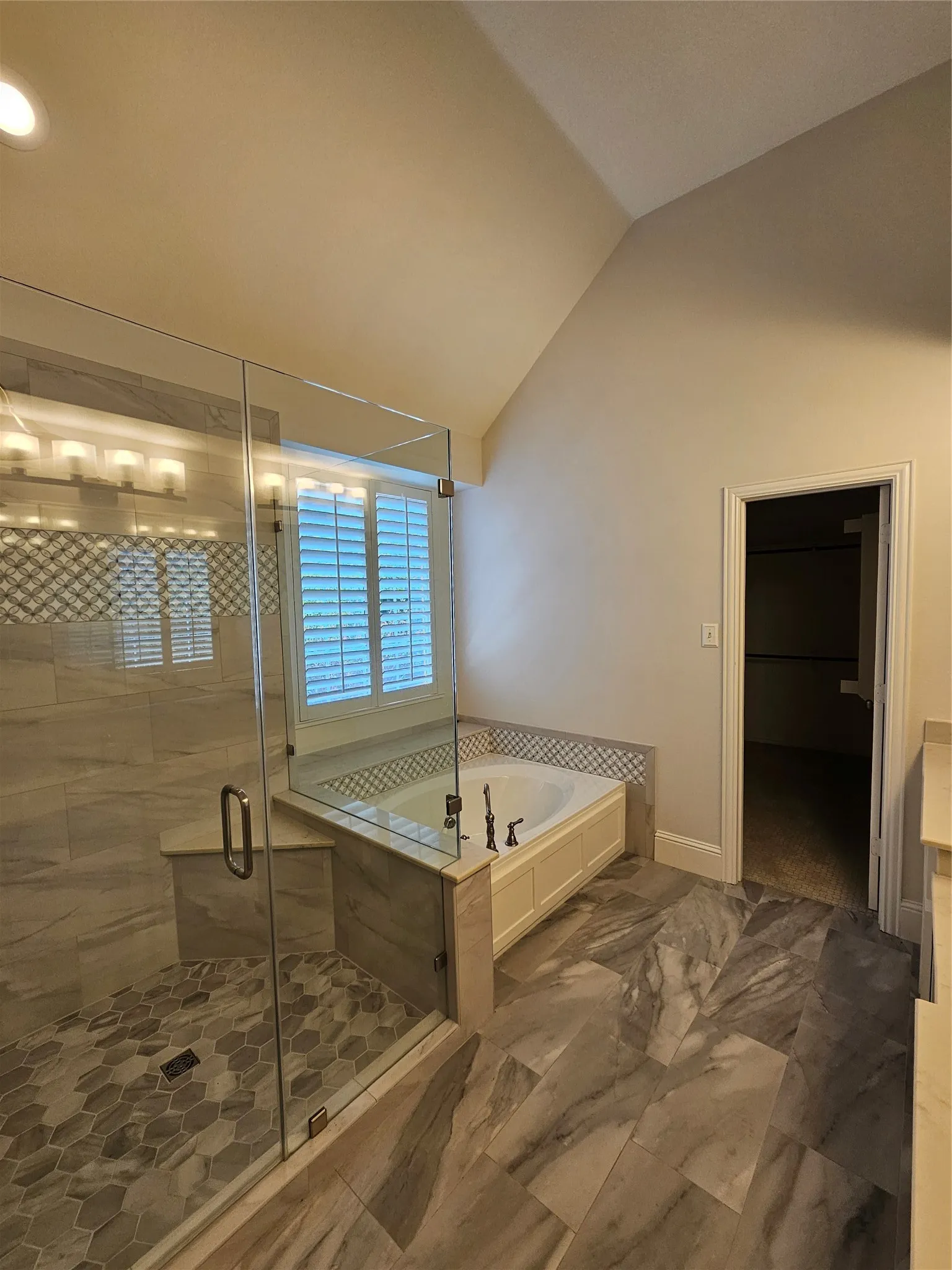 Single Family Residence For Sale in Collin County , 3904 Moonbeam Court, Plano, Texas 75074, 4 Bedroom, 4 Bathroom, 2 Garage spaces, 3,954 Sqft, built in 2001, mls#21374452, Real Estate Agent in Plano, Homes For Sale in Collin county, Homes For Sale in Plano, Realtor in Plano Texas, Real Estate Brokerage Independent Realty Texas, Luminita Cordes Realtor