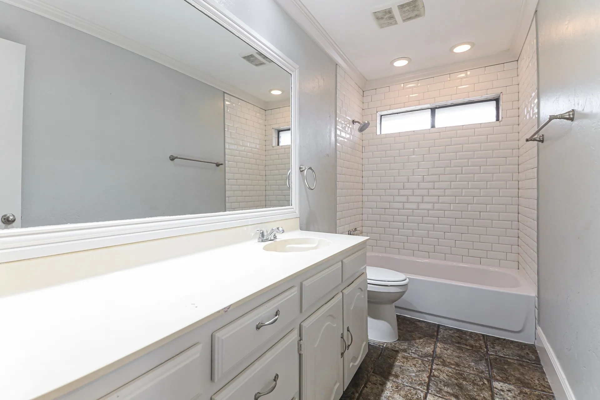 Single Family Residence For Rent in Collin County , 401 Kathy Lane, Wylie, Texas 75098, 3 Bedroom, 2 Bathroom, Garage spaces, 2,053 Sqft, built in 1986, mls#21374455, Real Estate Agent in Wylie, Homes For Rent in Collin county, Homes For Rent in Wylie, Realtor in Wylie Texas, Real Estate Brokerage Independent Realty Texas, Luminita Cordes Realtor