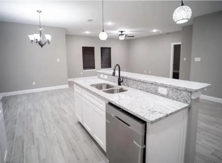 Single Family Residence For Sale in Tarrant County , 3229 Thannisch Avenue, Fort Worth, Texas 76105, 4 Bedroom, 2 Bathroom, 2 Garage spaces, 1,768 Sqft, built in 2021, mls#21374457, Real Estate Agent in Fort Worth, Homes For Sale in Tarrant county, Homes For Sale in Fort Worth, Realtor in Fort Worth Texas, Real Estate Brokerage Independent Realty Texas, Luminita Cordes Realtor