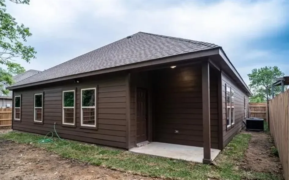 Single Family Residence For Sale in Tarrant County , 3229 Thannisch Avenue, Fort Worth, Texas 76105, 4 Bedroom, 2 Bathroom, 2 Garage spaces, 1,768 Sqft, built in 2021, mls#21374457, Real Estate Agent in Fort Worth, Homes For Sale in Tarrant county, Homes For Sale in Fort Worth, Realtor in Fort Worth Texas, Real Estate Brokerage Independent Realty Texas, Luminita Cordes Realtor