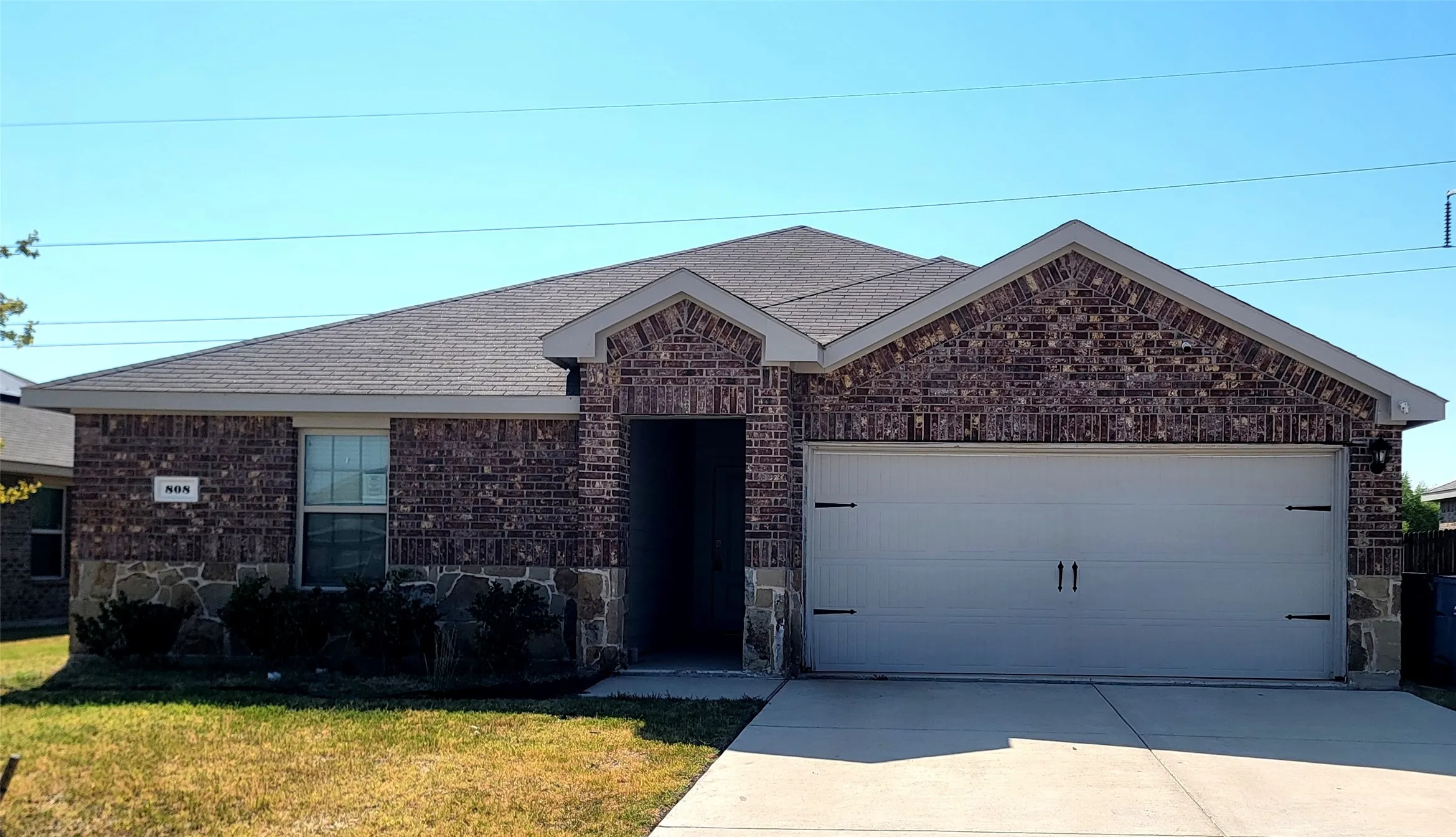 Single Family Residence For Sale in Hunt County , 808 Twin Edge Drive, Royse City, Texas 75189, 3 Bedroom, 2 Bathroom, 2 Garage spaces, 1,444 Sqft, built in 2021, mls#21373709, Real Estate Agent in Royse City, Homes For Sale in Hunt county, Homes For Sale in Royse City, Realtor in Royse City Texas, Real Estate Brokerage Independent Realty Texas, Luminita Cordes Realtor