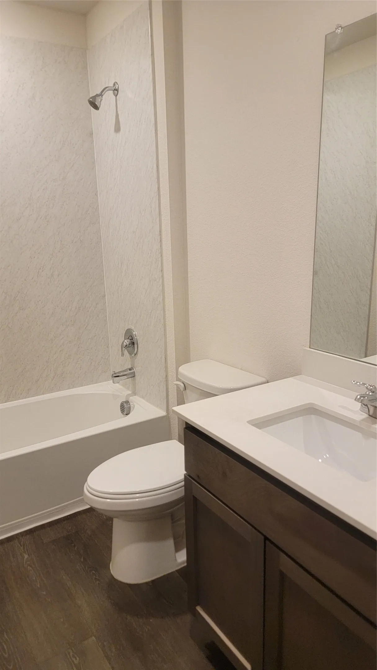 Single Family Residence For Sale in Hunt County , 808 Twin Edge Drive, Royse City, Texas 75189, 3 Bedroom, 2 Bathroom, 2 Garage spaces, 1,444 Sqft, built in 2021, mls#21373709, Real Estate Agent in Royse City, Homes For Sale in Hunt county, Homes For Sale in Royse City, Realtor in Royse City Texas, Real Estate Brokerage Independent Realty Texas, Luminita Cordes Realtor