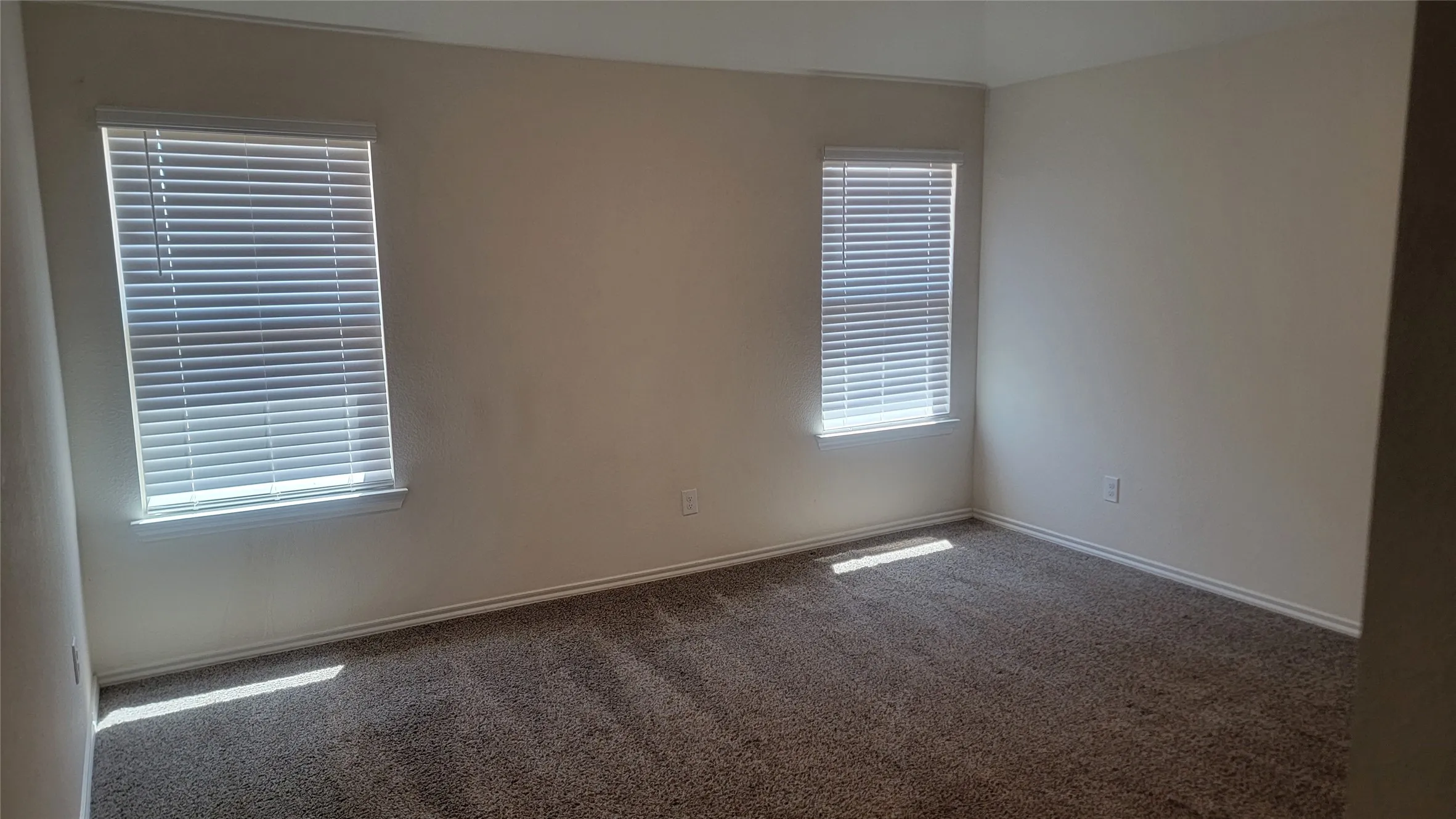 Single Family Residence For Sale in Hunt County , 808 Twin Edge Drive, Royse City, Texas 75189, 3 Bedroom, 2 Bathroom, 2 Garage spaces, 1,444 Sqft, built in 2021, mls#21373709, Real Estate Agent in Royse City, Homes For Sale in Hunt county, Homes For Sale in Royse City, Realtor in Royse City Texas, Real Estate Brokerage Independent Realty Texas, Luminita Cordes Realtor