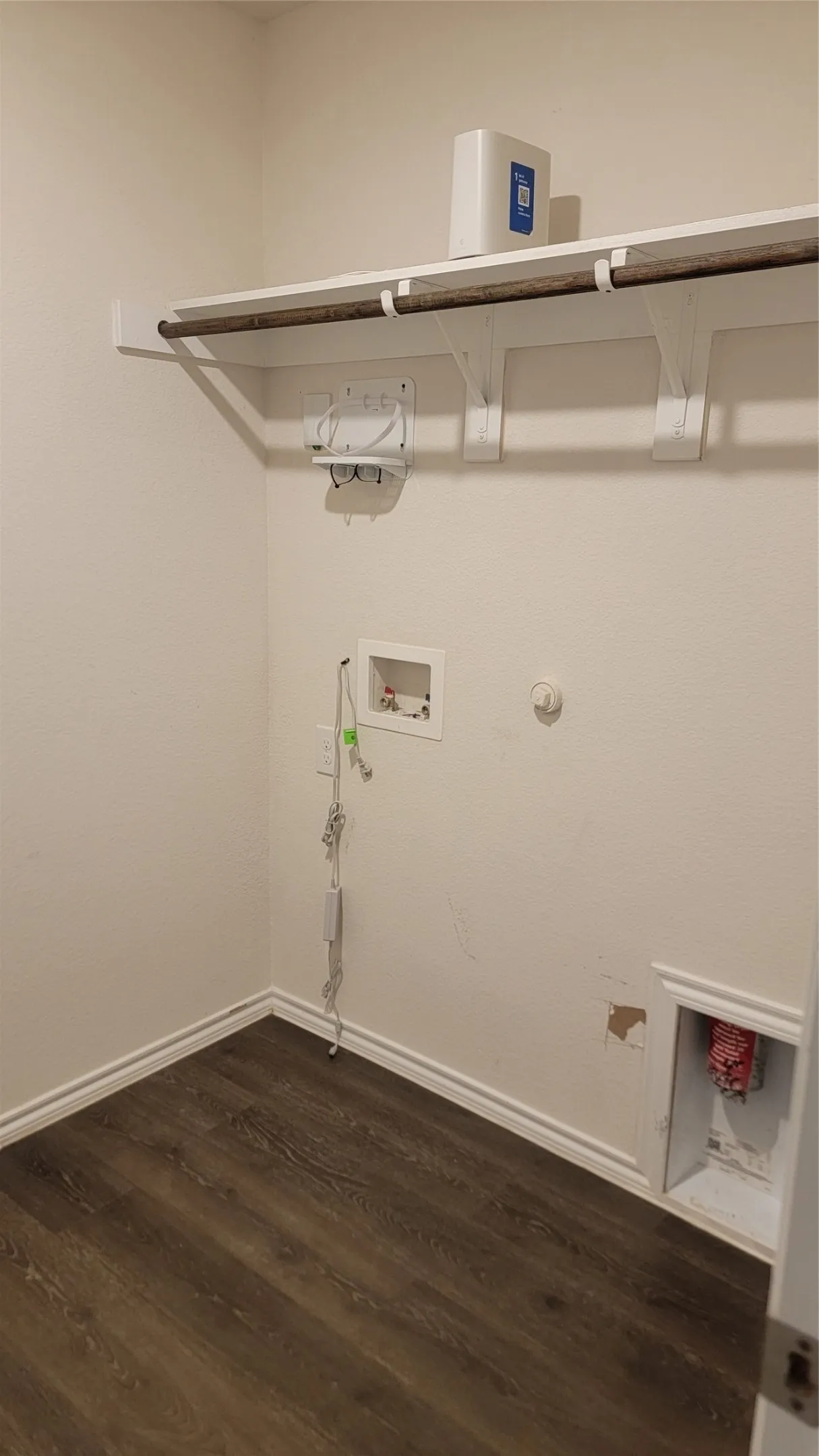 Single Family Residence For Sale in Hunt County , 808 Twin Edge Drive, Royse City, Texas 75189, 3 Bedroom, 2 Bathroom, 2 Garage spaces, 1,444 Sqft, built in 2021, mls#21373709, Real Estate Agent in Royse City, Homes For Sale in Hunt county, Homes For Sale in Royse City, Realtor in Royse City Texas, Real Estate Brokerage Independent Realty Texas, Luminita Cordes Realtor