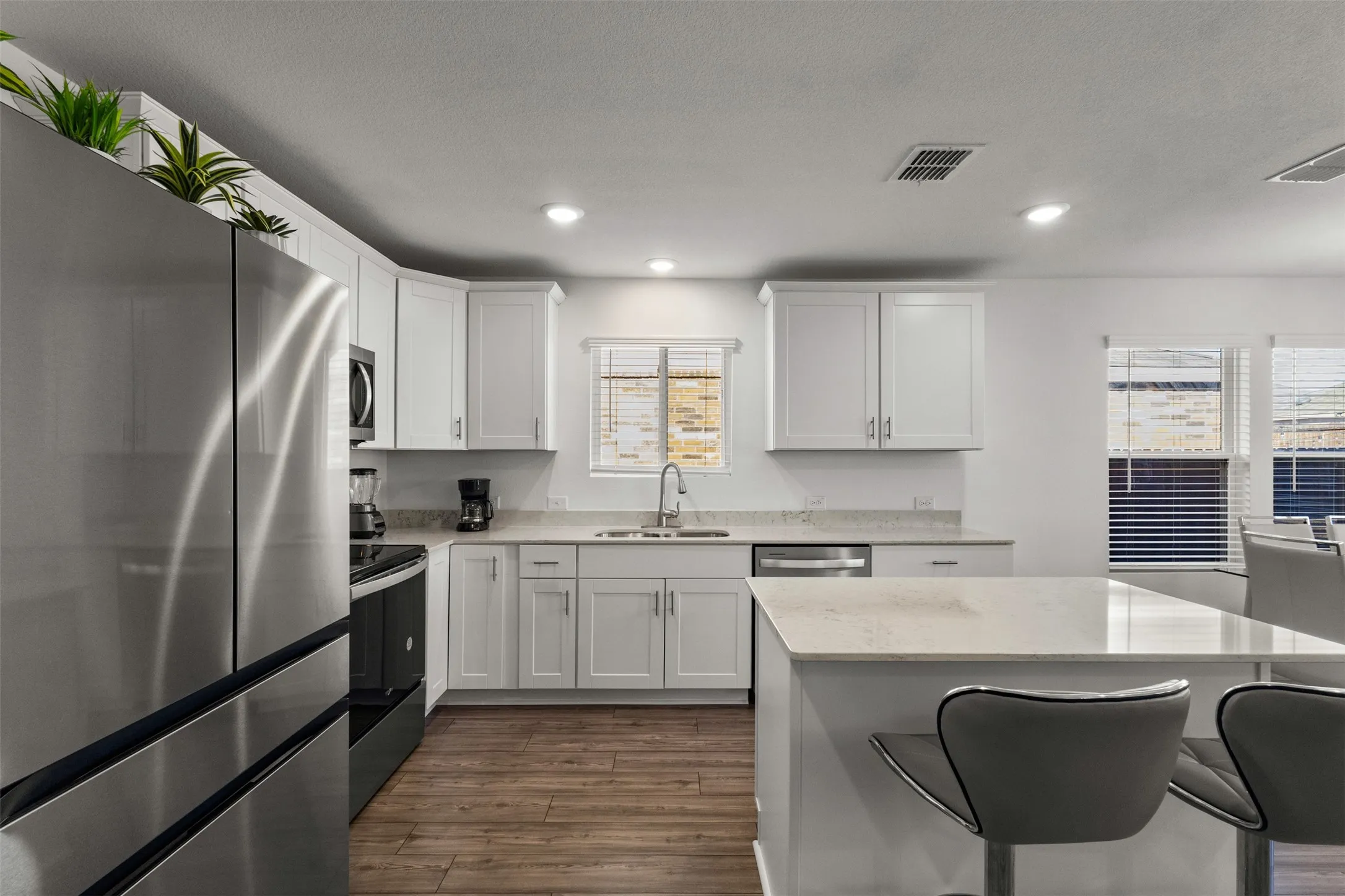 Single Family Residence For Sale in Denton County , 2117 Winding Creek Way, Denton, Texas 76208, 3 Bedroom, 2 Bathroom, 2 Garage spaces, 1,624 Sqft, built in 2023, mls#21374462, Real Estate Agent in Denton, Homes For Sale in Denton county, Homes For Sale in Denton, Realtor in Denton Texas, Real Estate Brokerage Independent Realty Texas, Luminita Cordes Realtor
