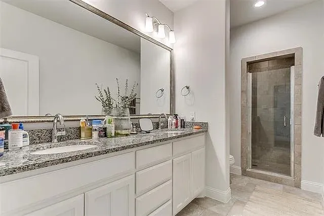 Single Family Residence For Sale in Tarrant County , 6717 Windlord Drive, Fort Worth, Texas 76179, 3 Bedroom, 3 Bathroom, 2 Garage spaces, 2,003 Sqft, built in 2020, mls#21373837, Real Estate Agent in Fort Worth, Homes For Sale in Tarrant county, Homes For Sale in Fort Worth, Realtor in Fort Worth Texas, Real Estate Brokerage Independent Realty Texas, Luminita Cordes Realtor