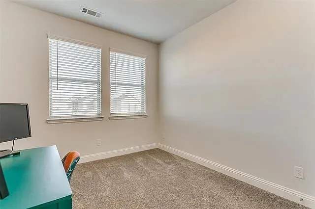 Single Family Residence For Sale in Tarrant County , 6717 Windlord Drive, Fort Worth, Texas 76179, 3 Bedroom, 3 Bathroom, 2 Garage spaces, 2,003 Sqft, built in 2020, mls#21373837, Real Estate Agent in Fort Worth, Homes For Sale in Tarrant county, Homes For Sale in Fort Worth, Realtor in Fort Worth Texas, Real Estate Brokerage Independent Realty Texas, Luminita Cordes Realtor