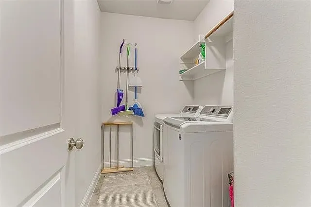 Single Family Residence For Sale in Tarrant County , 6717 Windlord Drive, Fort Worth, Texas 76179, 3 Bedroom, 3 Bathroom, 2 Garage spaces, 2,003 Sqft, built in 2020, mls#21373837, Real Estate Agent in Fort Worth, Homes For Sale in Tarrant county, Homes For Sale in Fort Worth, Realtor in Fort Worth Texas, Real Estate Brokerage Independent Realty Texas, Luminita Cordes Realtor