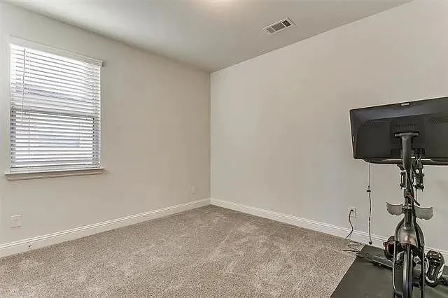 Single Family Residence For Sale in Tarrant County , 6717 Windlord Drive, Fort Worth, Texas 76179, 3 Bedroom, 3 Bathroom, 2 Garage spaces, 2,003 Sqft, built in 2020, mls#21373837, Real Estate Agent in Fort Worth, Homes For Sale in Tarrant county, Homes For Sale in Fort Worth, Realtor in Fort Worth Texas, Real Estate Brokerage Independent Realty Texas, Luminita Cordes Realtor