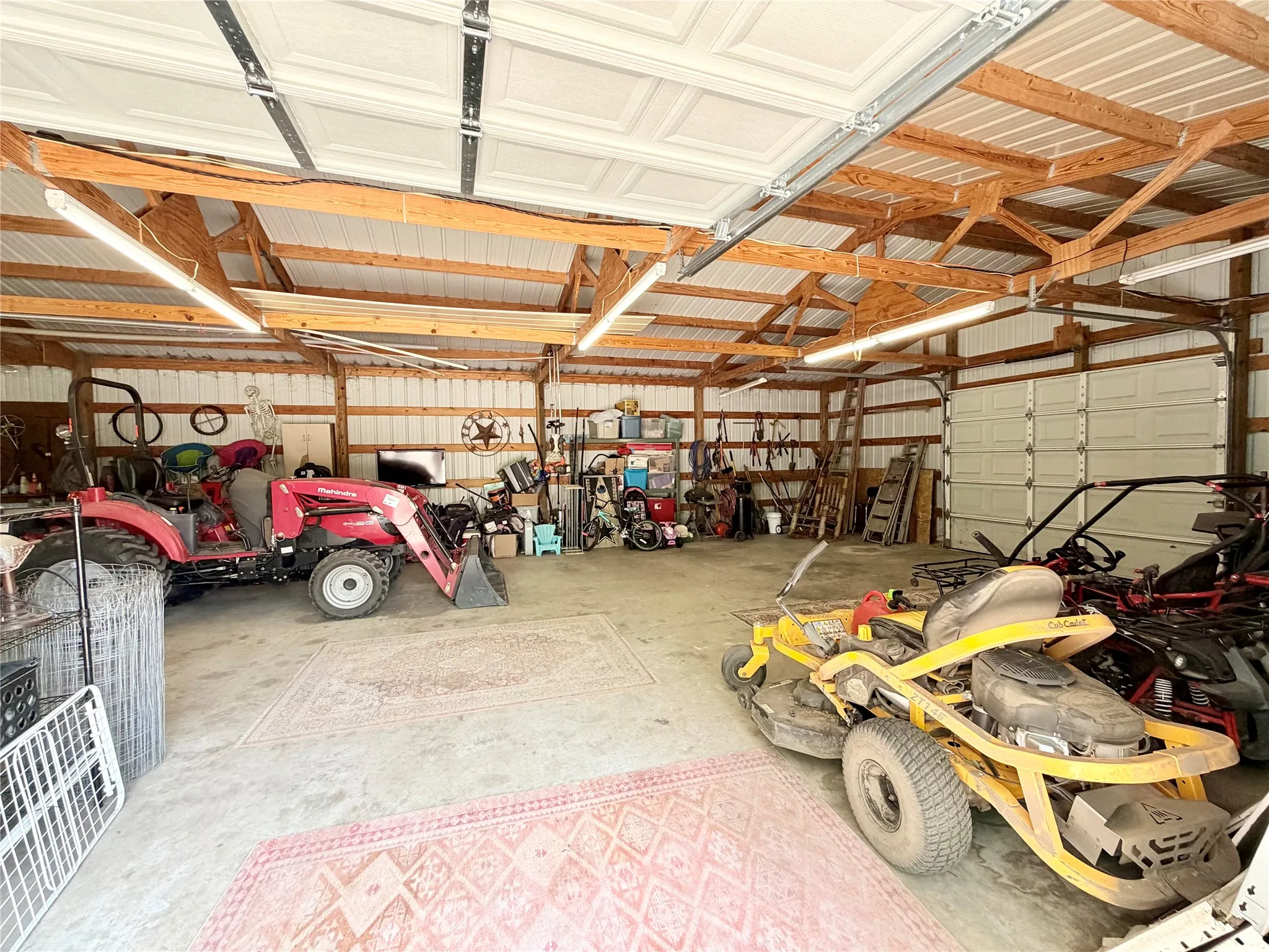 Mobile Home For Sale in Wood County , 3341 Fm 778, Mineola, Texas 75773, 3 Bedroom, 2 Bathroom, 1 Garage spaces, 1,708 Sqft, built in 2014, mls#21374472, Real Estate Agent in Mineola, Homes For Sale in Wood county, Homes For Sale in Mineola, Realtor in Mineola Texas, Real Estate Brokerage Independent Realty Texas, Luminita Cordes Realtor