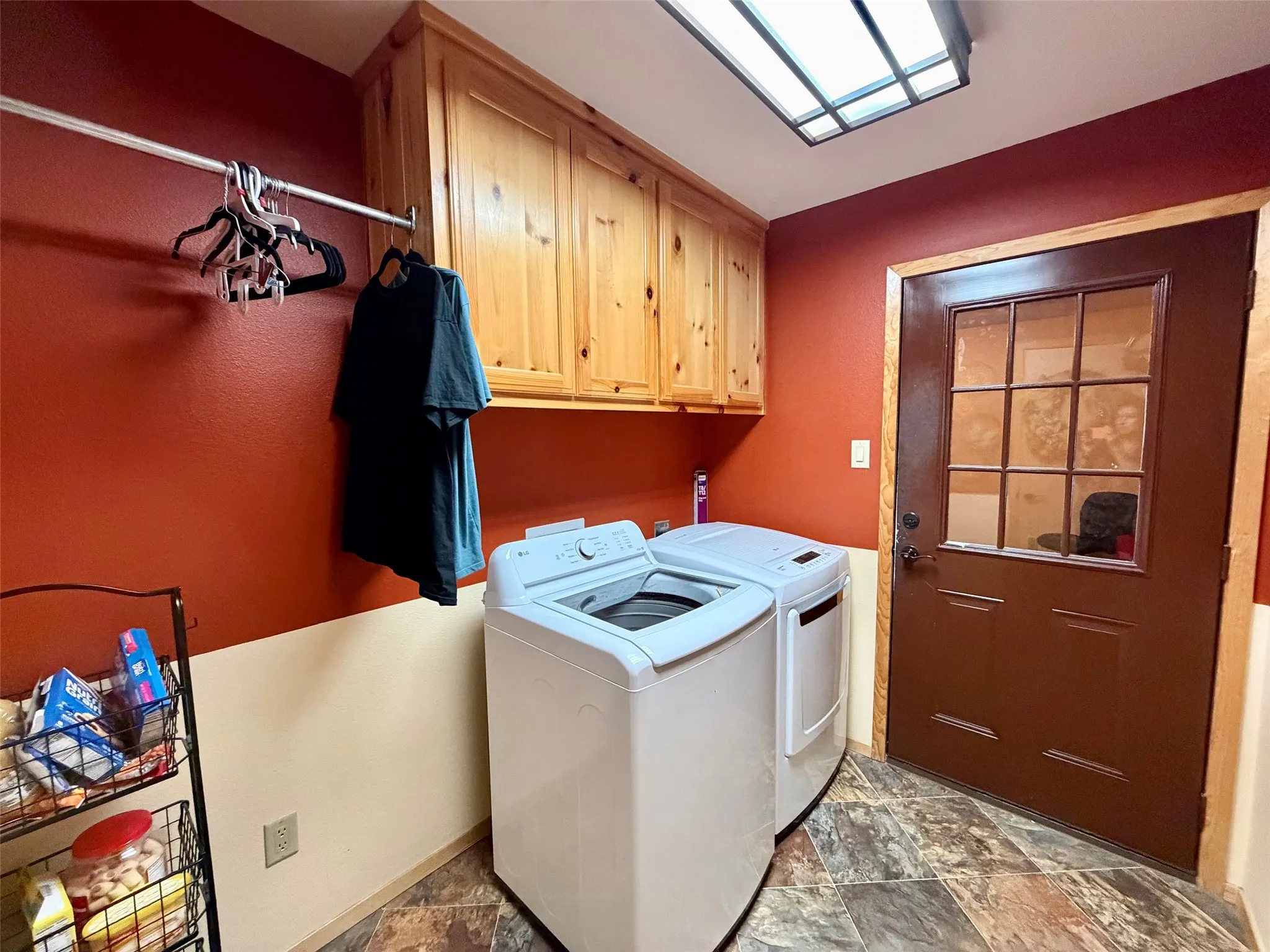 Mobile Home For Sale in Wood County , 3341 Fm 778, Mineola, Texas 75773, 3 Bedroom, 2 Bathroom, 1 Garage spaces, 1,708 Sqft, built in 2014, mls#21374472, Real Estate Agent in Mineola, Homes For Sale in Wood county, Homes For Sale in Mineola, Realtor in Mineola Texas, Real Estate Brokerage Independent Realty Texas, Luminita Cordes Realtor