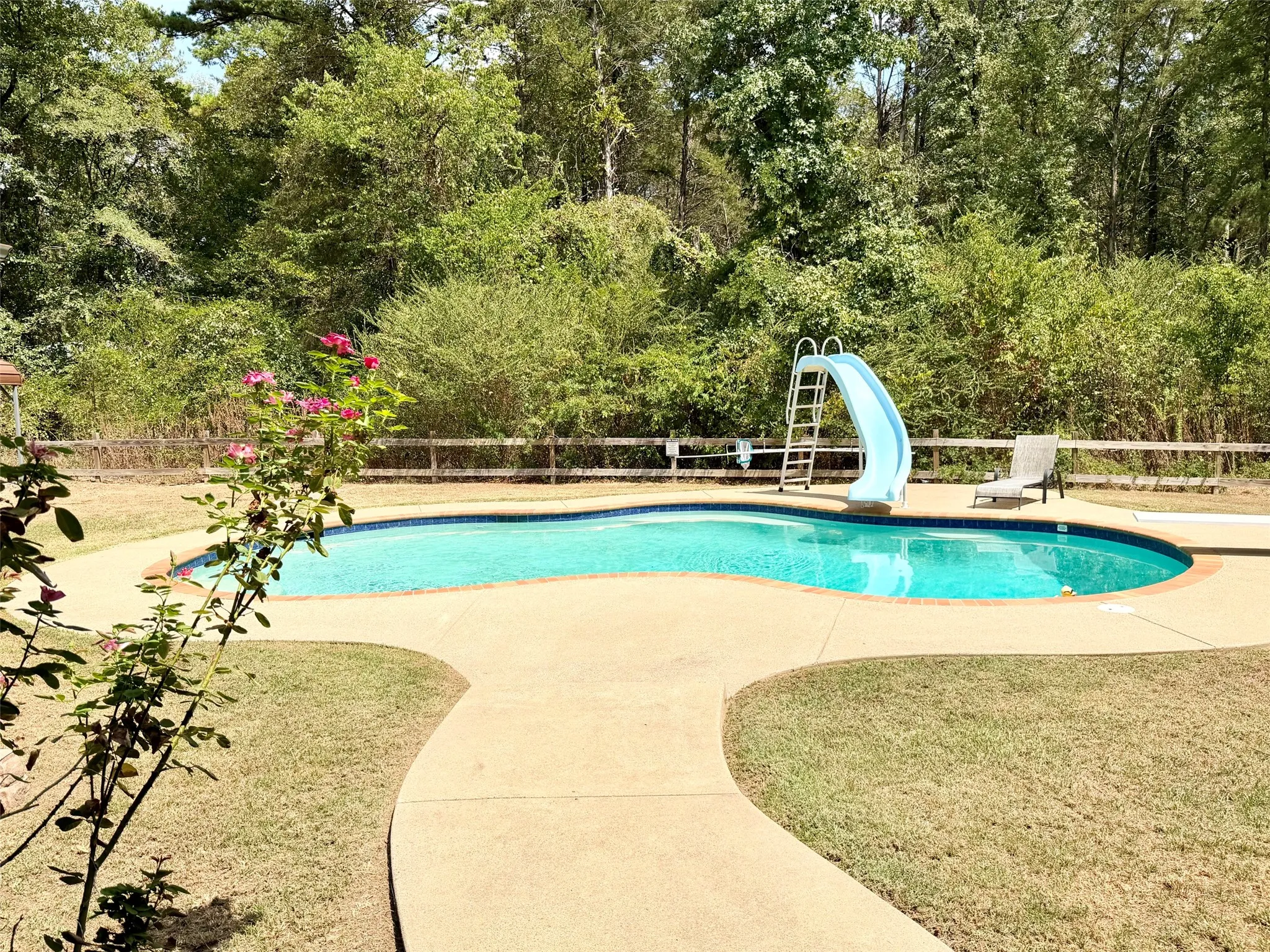 Mobile Home For Sale in Wood County , 3341 Fm 778, Mineola, Texas 75773, 3 Bedroom, 2 Bathroom, 1 Garage spaces, 1,708 Sqft, built in 2014, mls#21374472, Real Estate Agent in Mineola, Homes For Sale in Wood county, Homes For Sale in Mineola, Realtor in Mineola Texas, Real Estate Brokerage Independent Realty Texas, Luminita Cordes Realtor