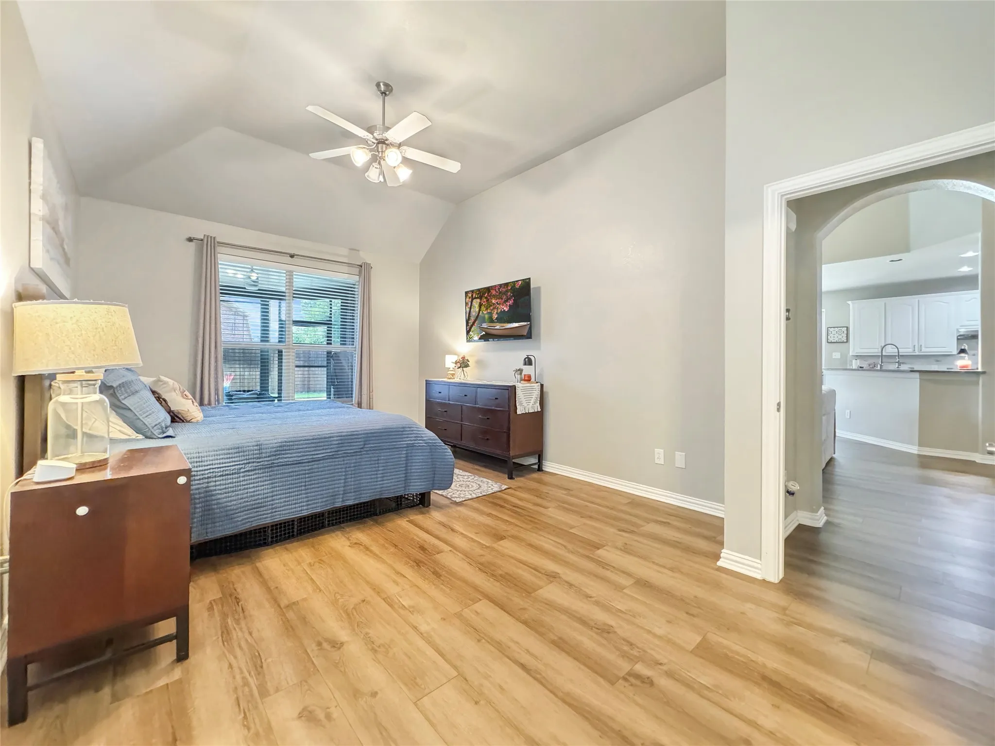 Single Family Residence For Sale in Collin County , 1413 Clearwater Drive, Mc Kinney, Texas 75071, 4 Bedroom, 4 Bathroom, 2 Garage spaces, 2,753 Sqft, built in 2007, mls#21374185, Real Estate Agent in Mc Kinney, Homes For Sale in Collin county, Homes For Sale in Mc Kinney, Realtor in Mc Kinney Texas, Real Estate Brokerage Independent Realty Texas, Luminita Cordes Realtor