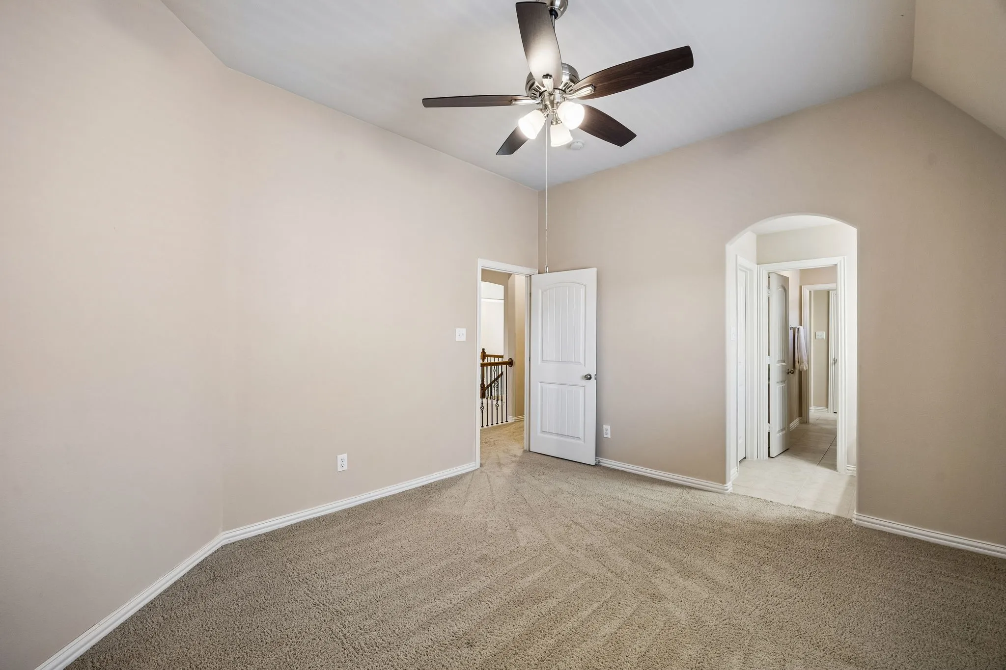 Single Family Residence For Sale in Denton County , 1400 Prairie Drive, Carrollton, Texas 75007, 4 Bedroom, 4 Bathroom, 3 Garage spaces, 4,218 Sqft, built in 2007, mls#21374397, Real Estate Agent in Carrollton, Homes For Sale in Denton county, Homes For Sale in Carrollton, Realtor in Carrollton Texas, Real Estate Brokerage Independent Realty Texas, Luminita Cordes Realtor